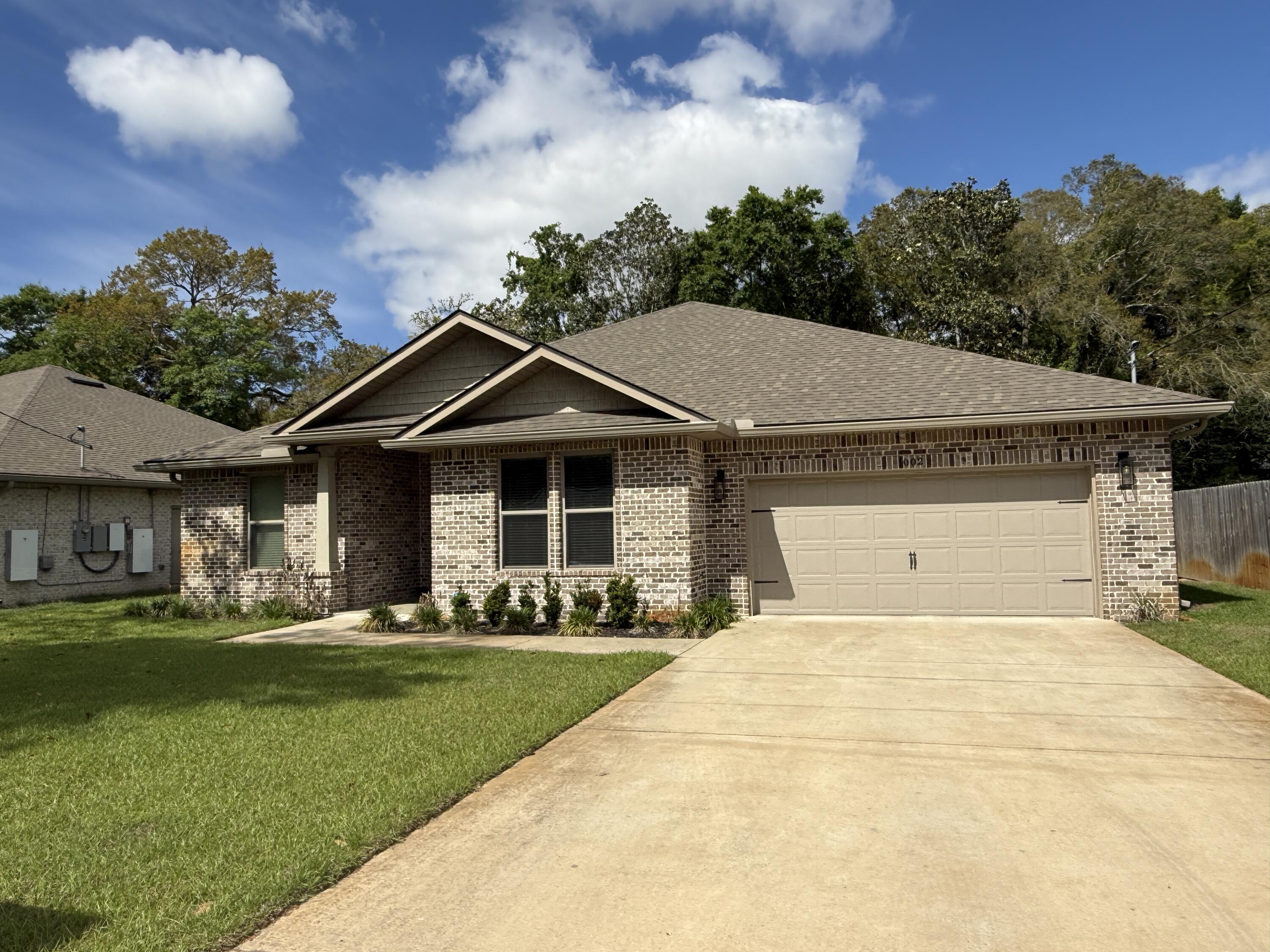 PARTIN BROOKS S/D - Residential Lease