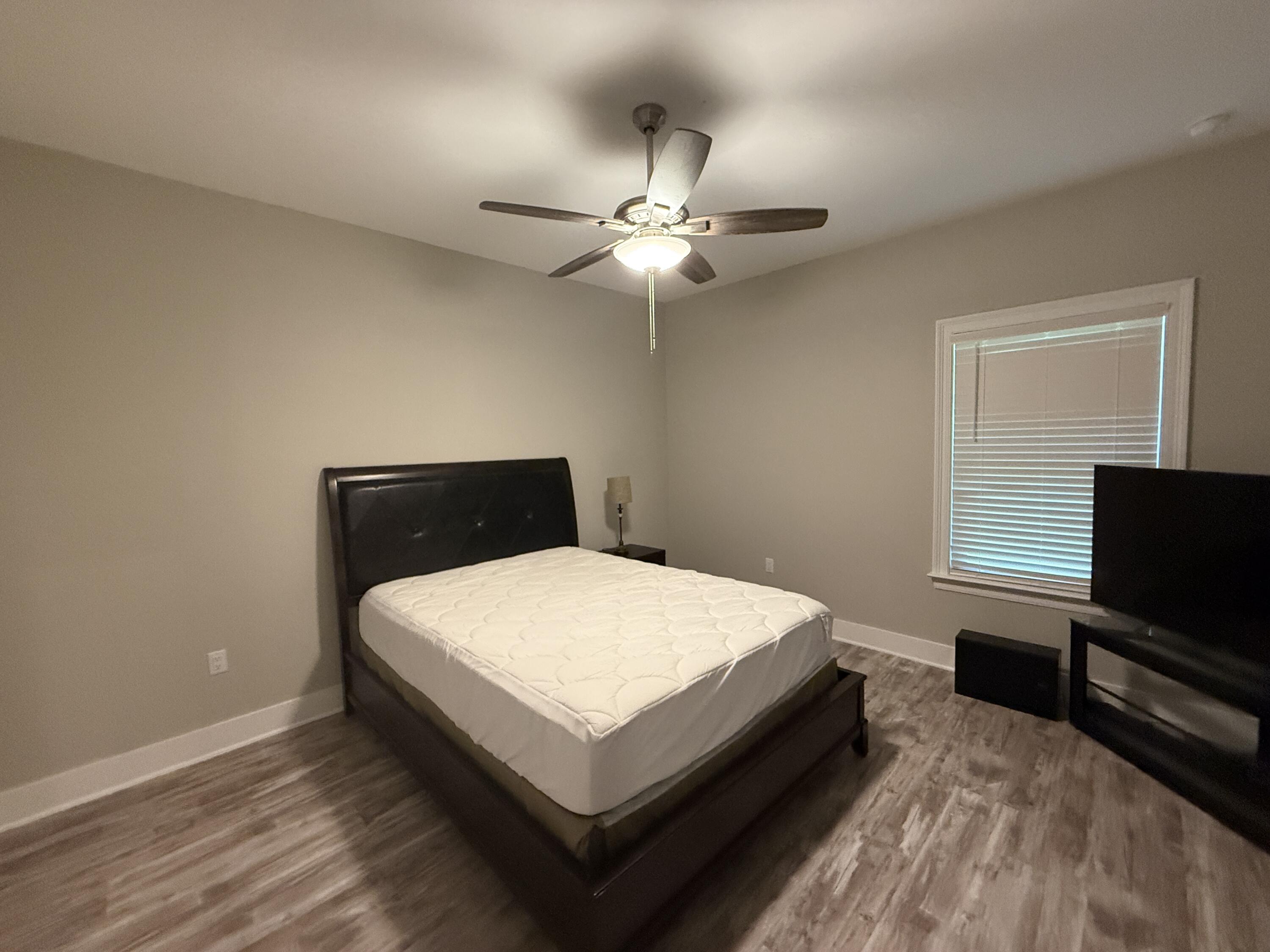 PARTIN BROOKS S/D - Residential Lease