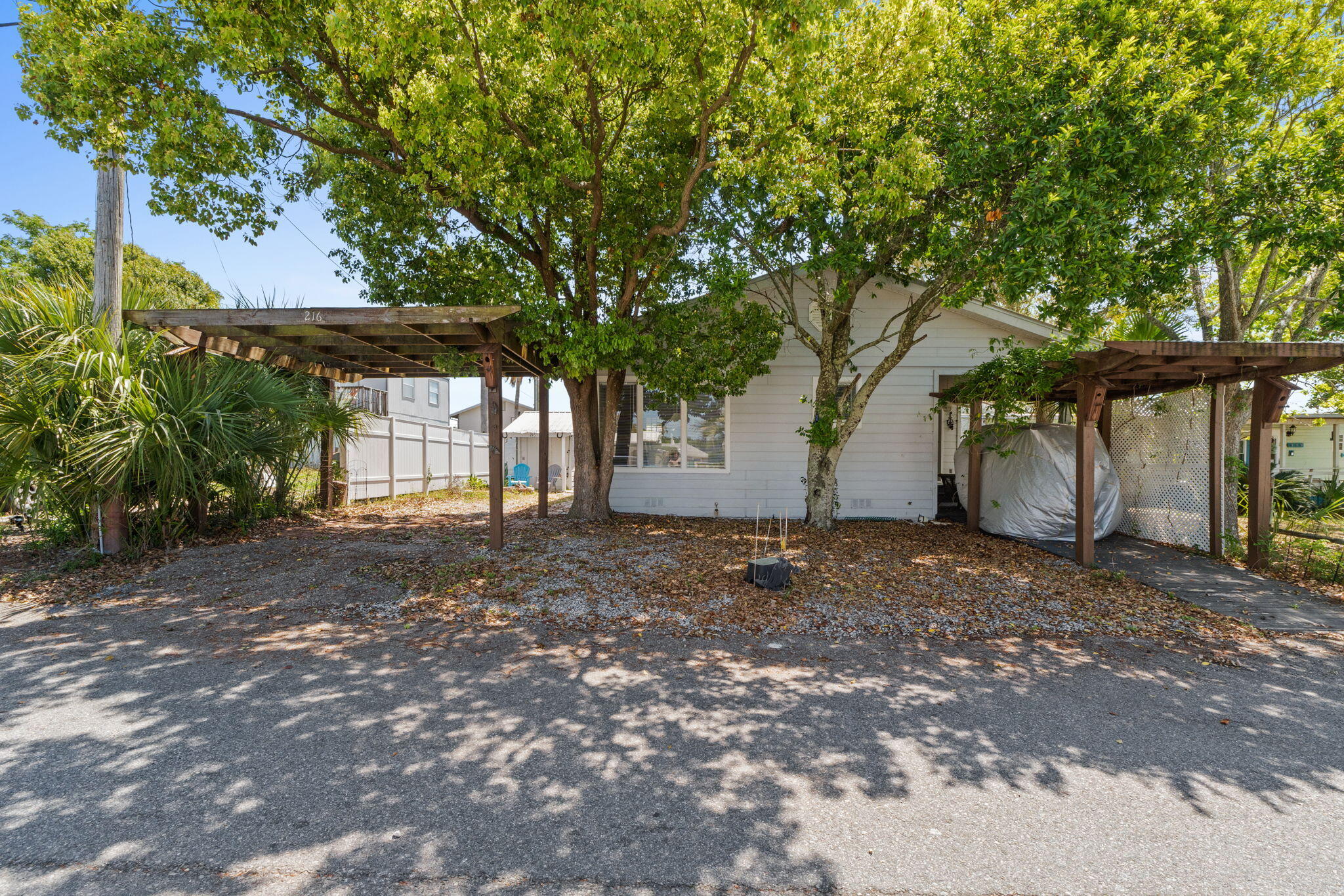 LAGUNA BEACH ESTATES 5TH ADDN - Residential