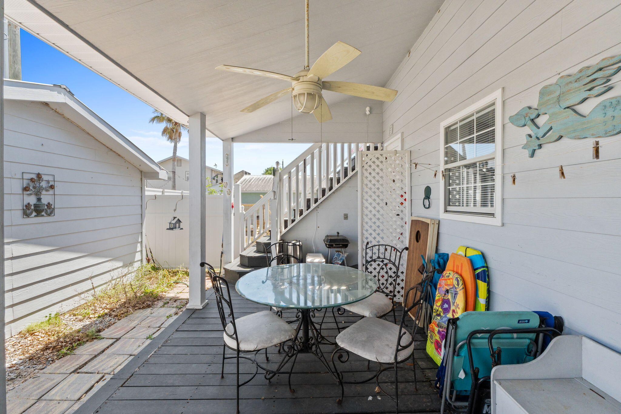 LAGUNA BEACH ESTATES 5TH ADDN - Residential