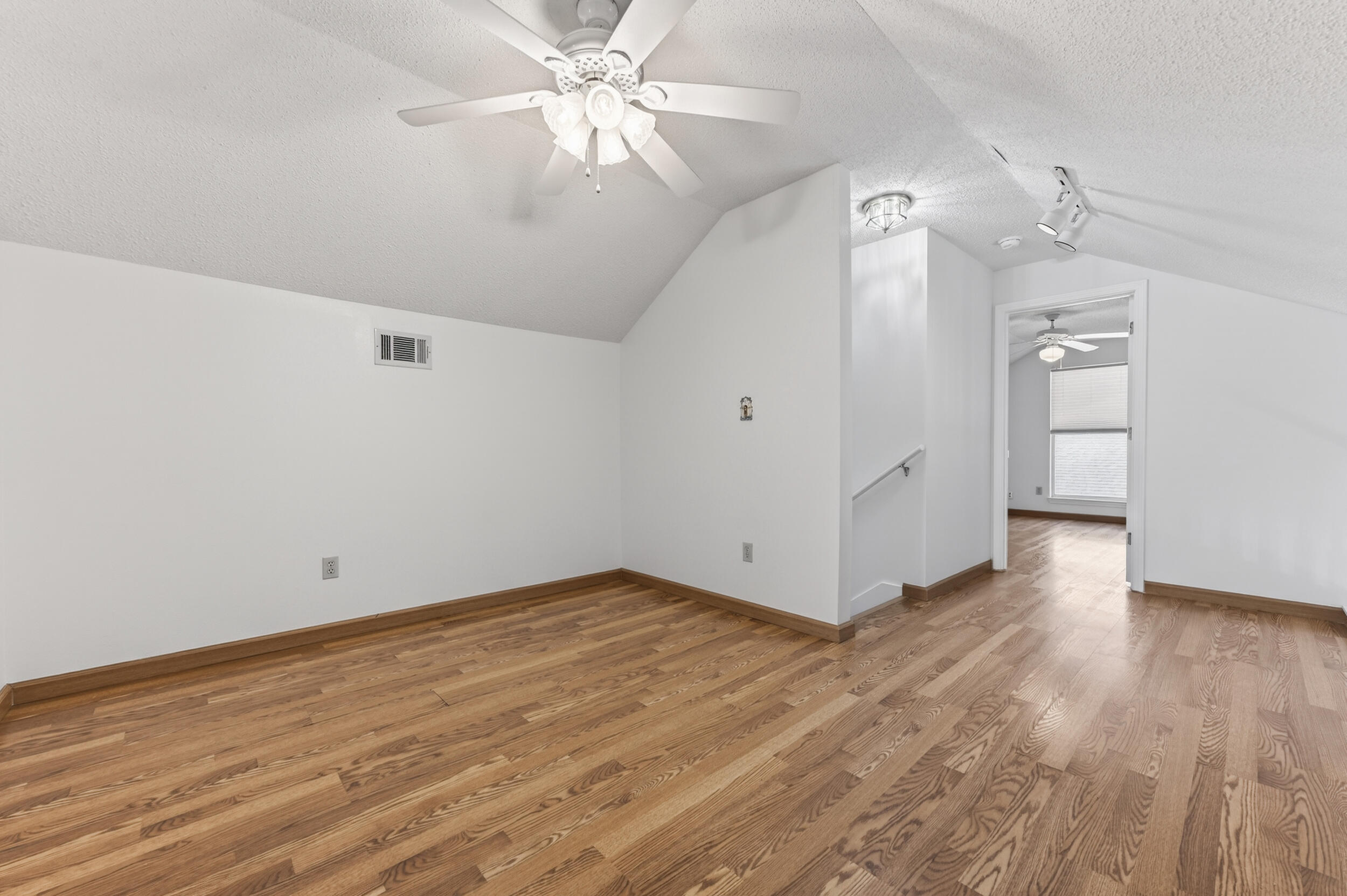 PINNACLE POINT - Residential