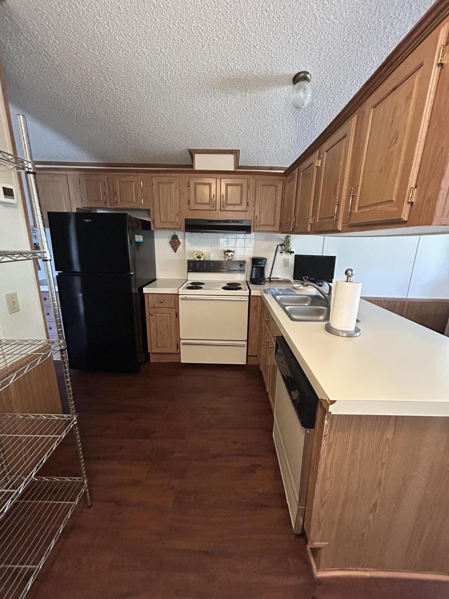 METES & BOUNDS - Residential Lease