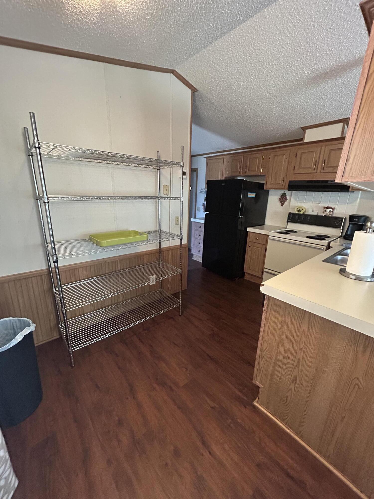 METES & BOUNDS - Residential Lease