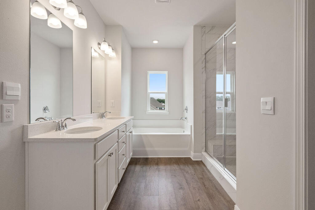 Hammock Oaks Estates - Residential