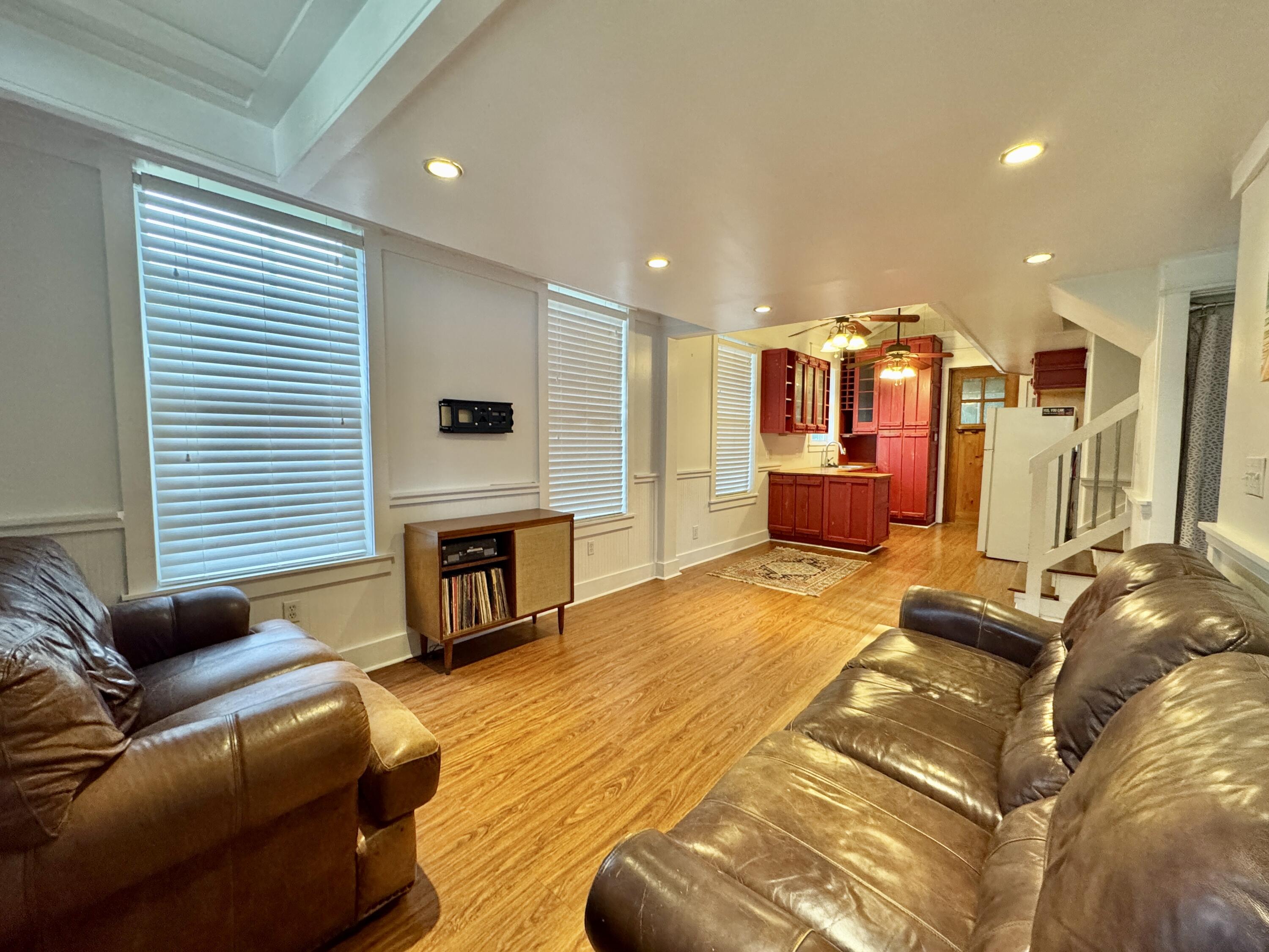 NO RECORDED SUBDIVISION - Residential