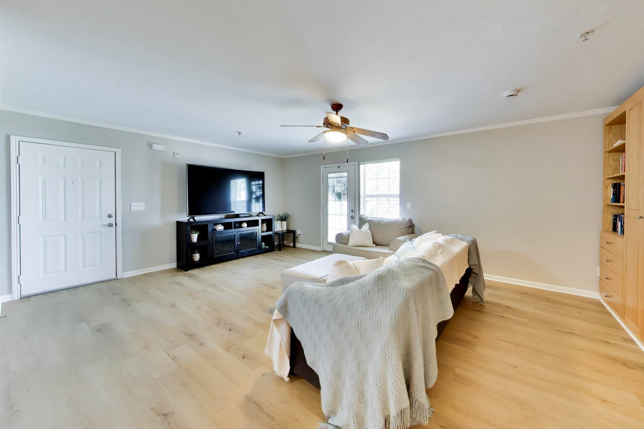 4040 Dancing Cloud Court UNIT 325