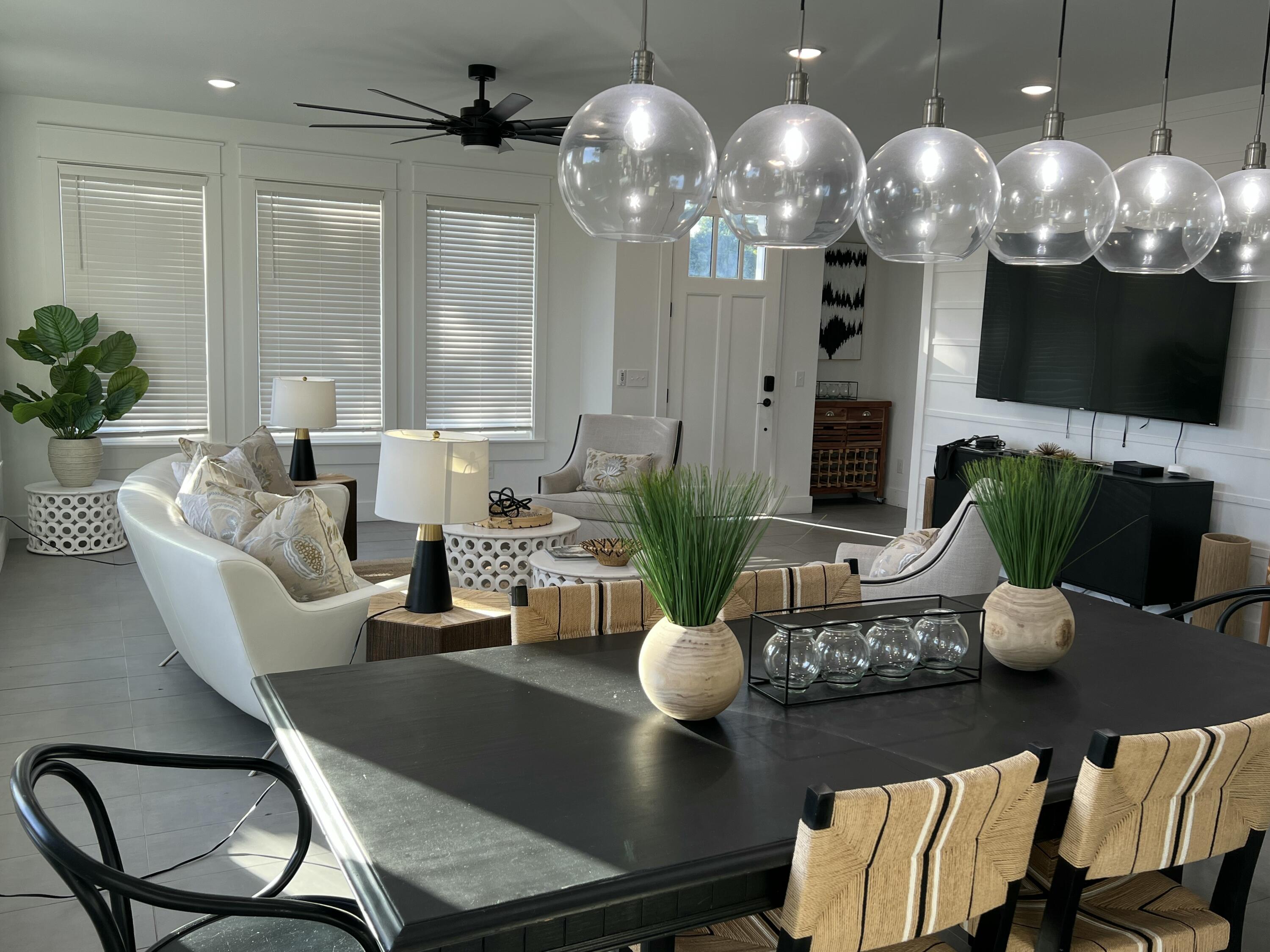 LAGUNA BEACH 6TH ADDN - Residential