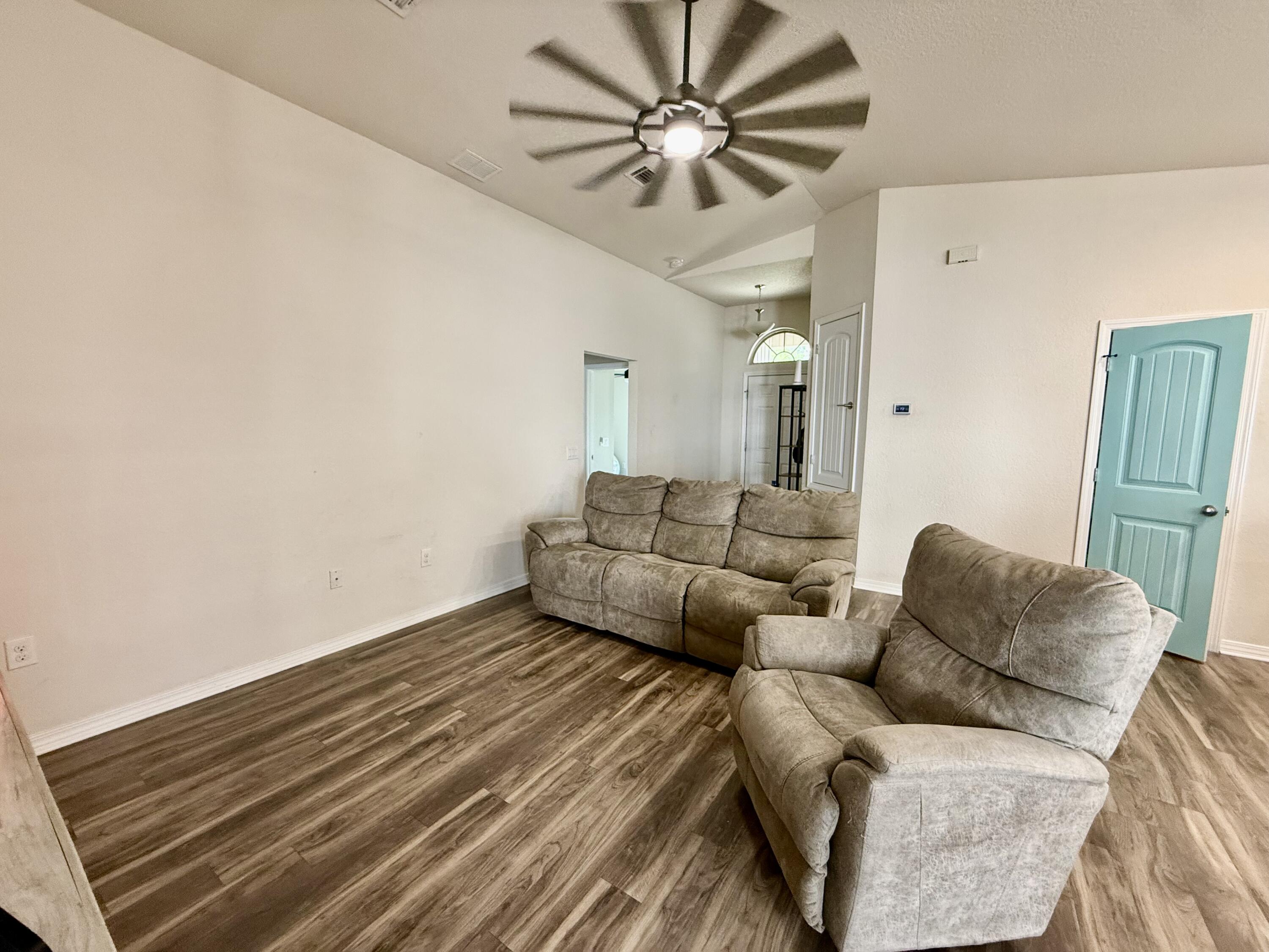 WOODLANDS 1ST ADDN - Residential