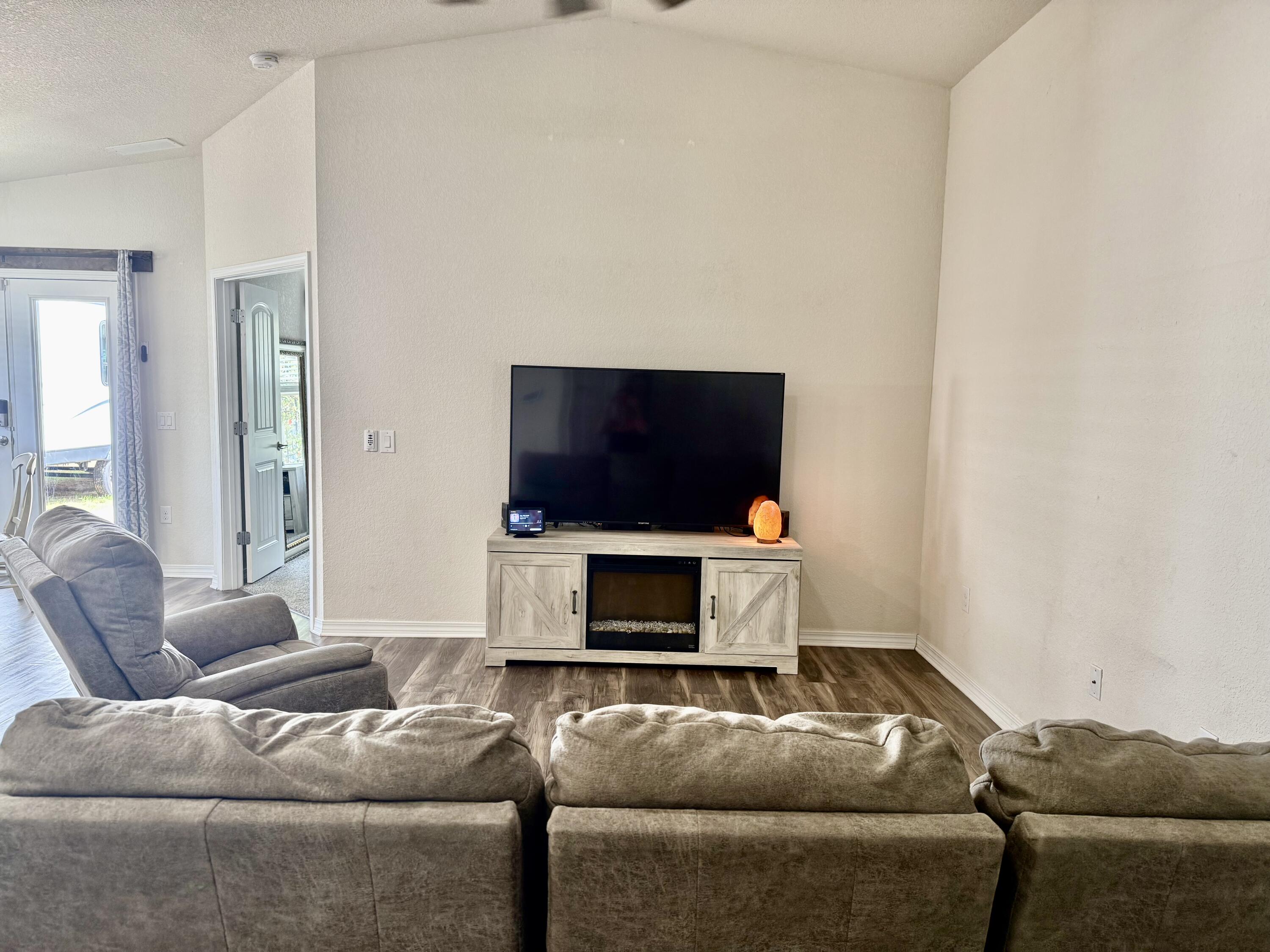 WOODLANDS 1ST ADDN - Residential