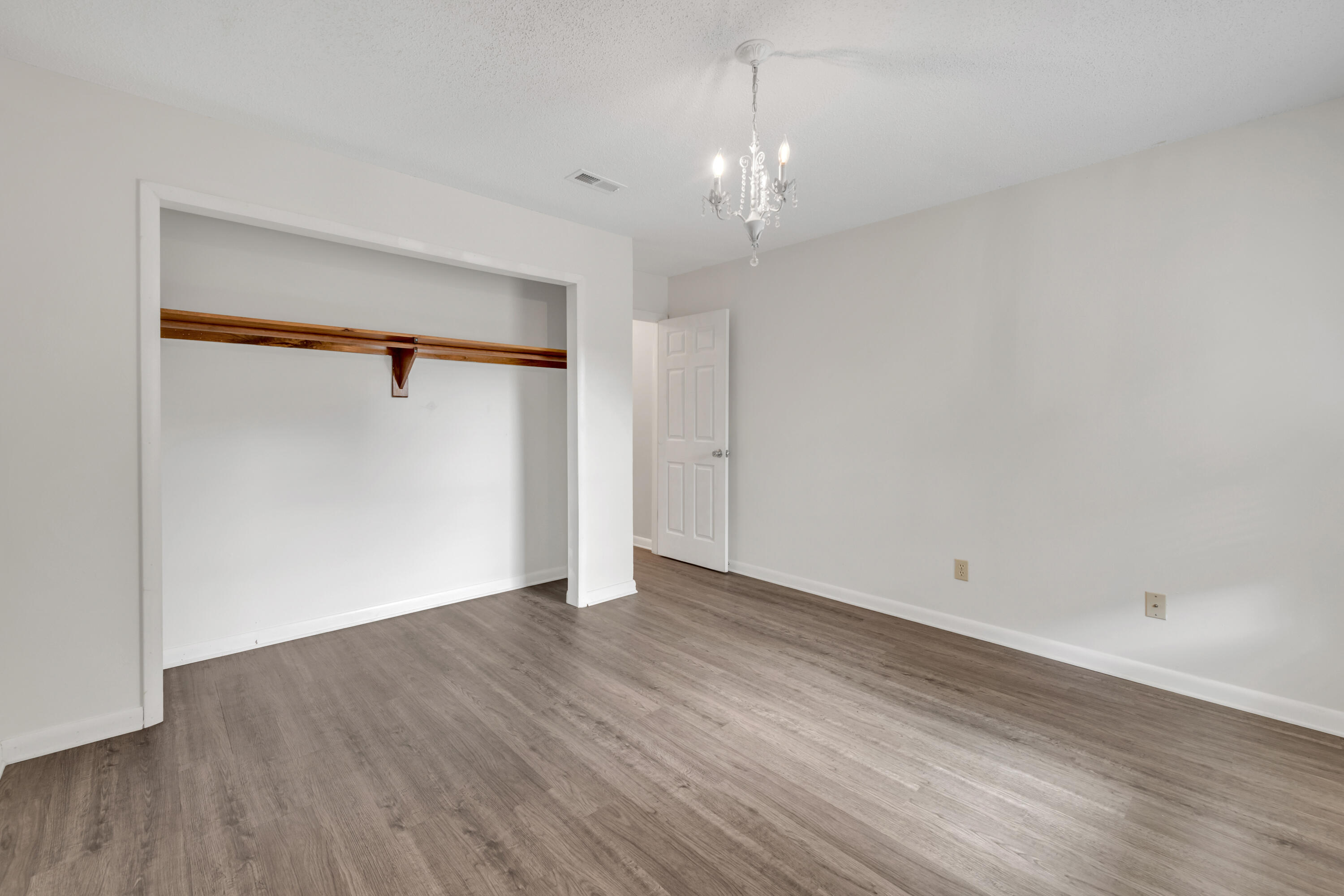 PINECREST ADDN - Residential