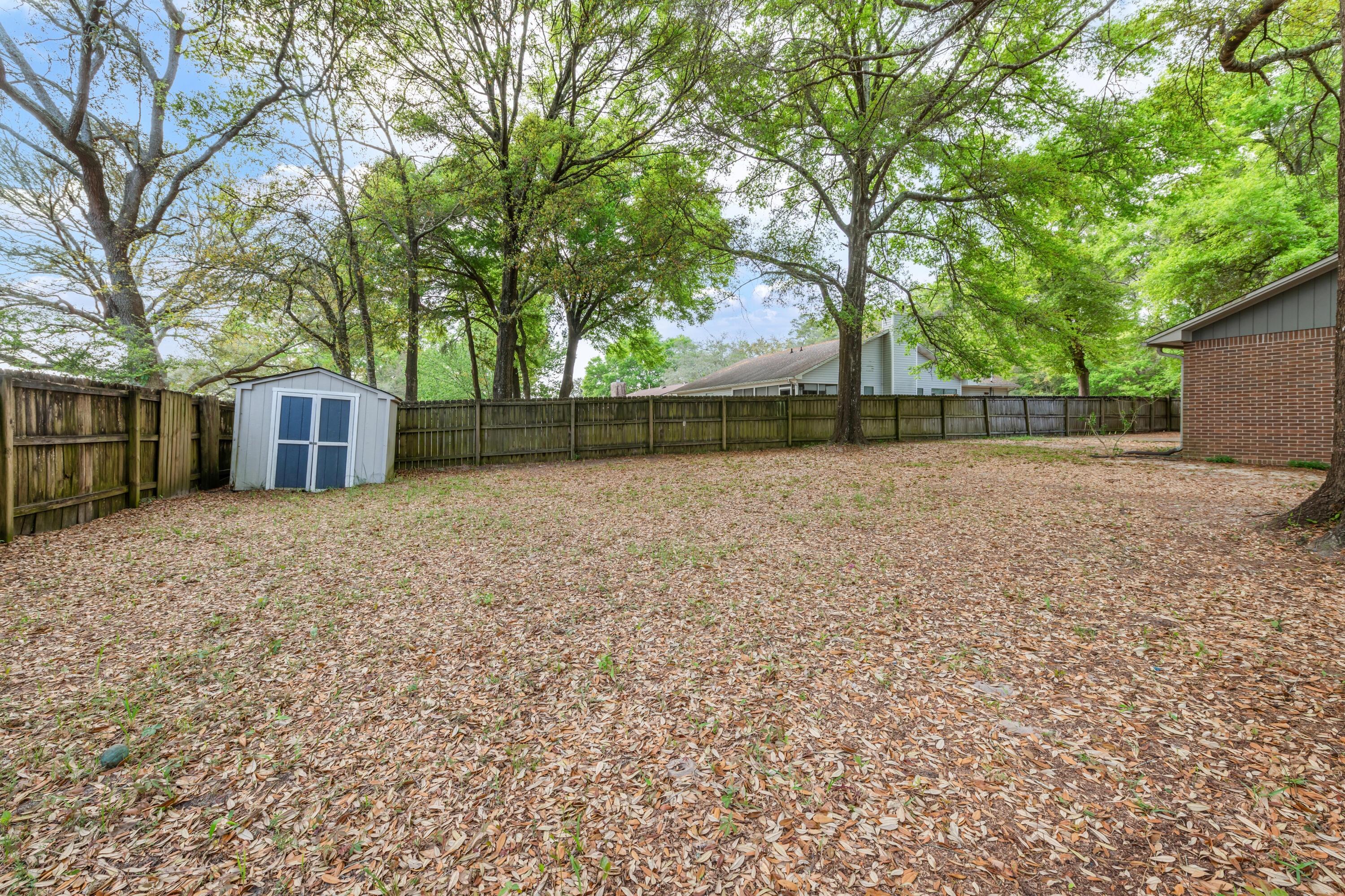 PINECREST ADDN - Residential