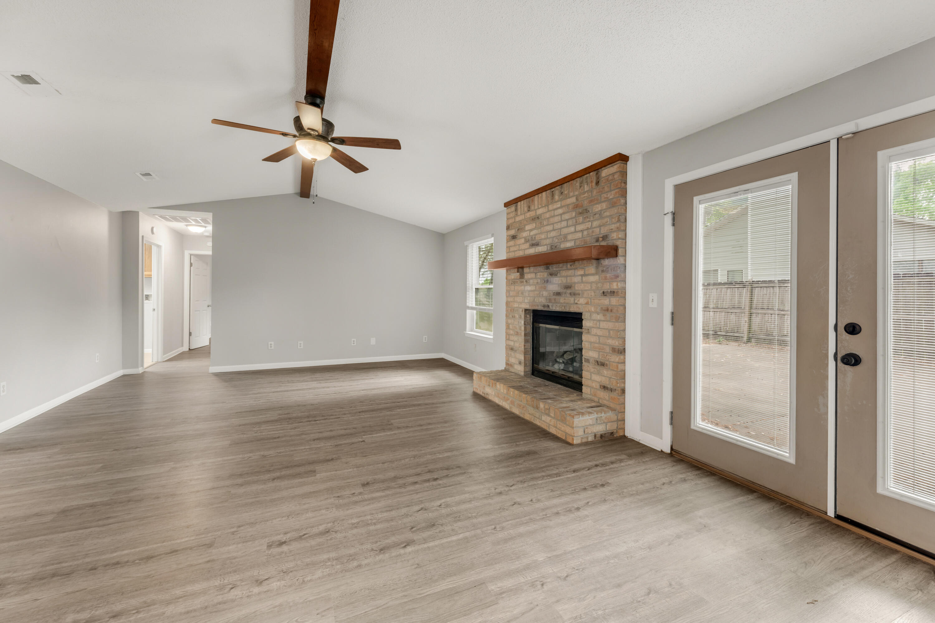 PINECREST ADDN - Residential