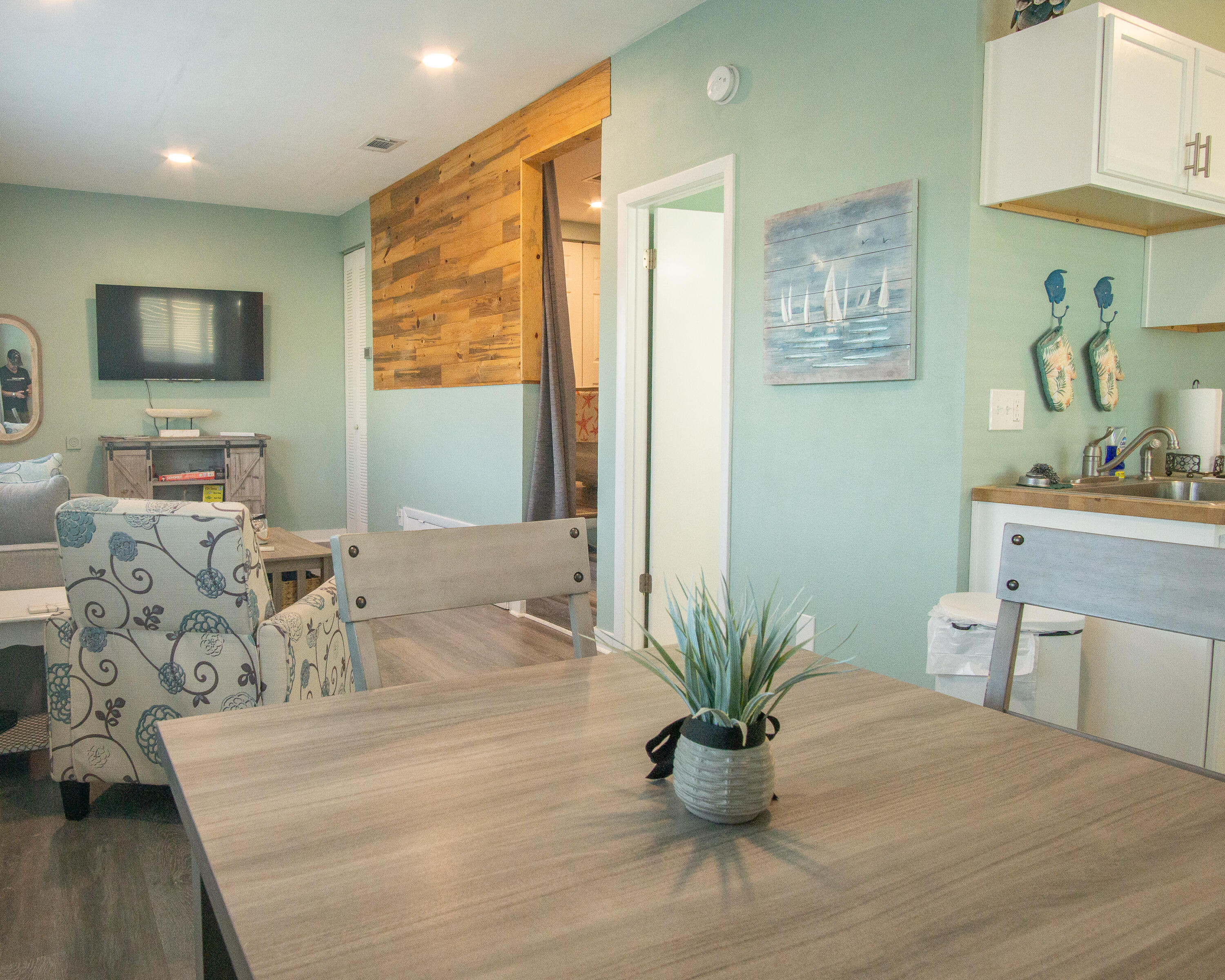 ISLAND ISLA CONDO - Residential