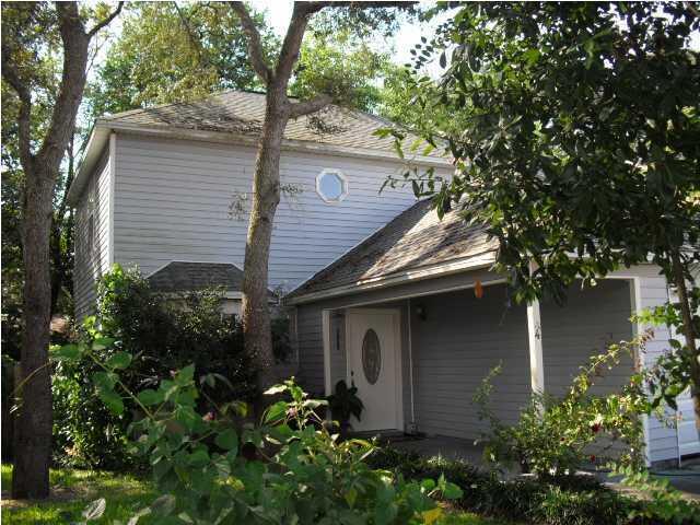 Photo 1 of 4 — 4 Forest Breeze Court, Fort Walton Beach, FL 32547