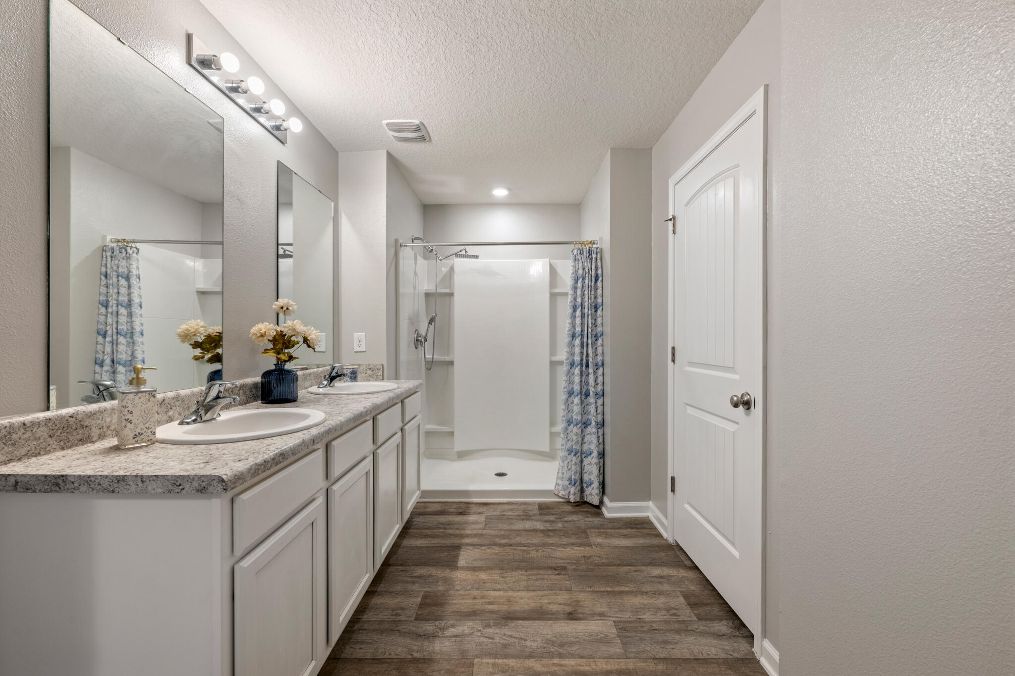 Redstone Commons - Residential