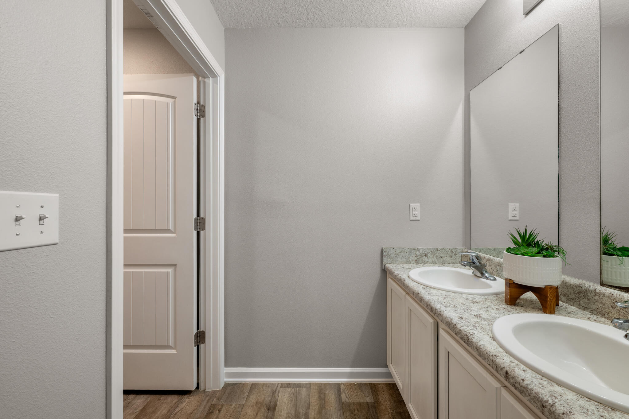 Redstone Commons - Residential