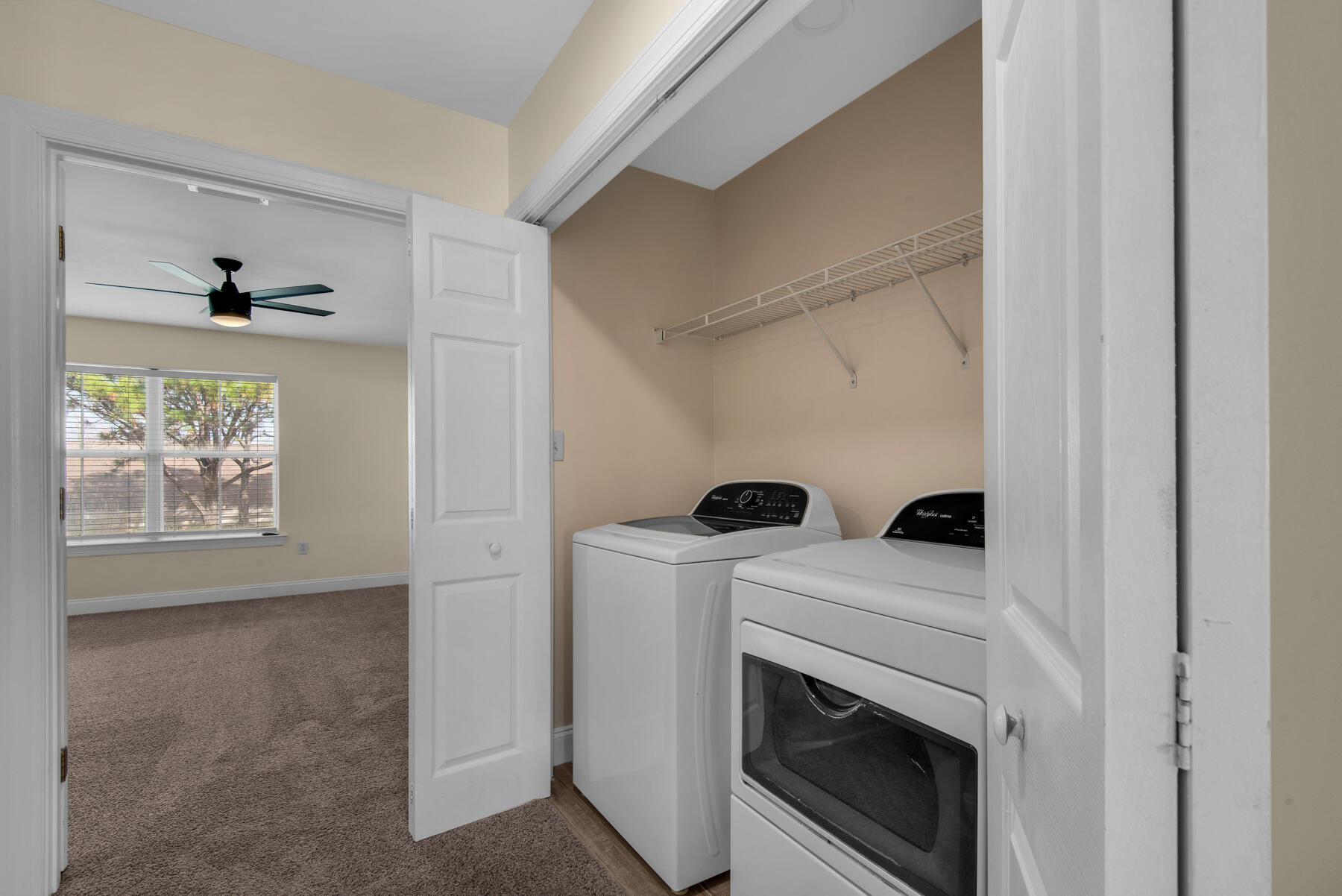 OLD BAY T/H - Residential Lease