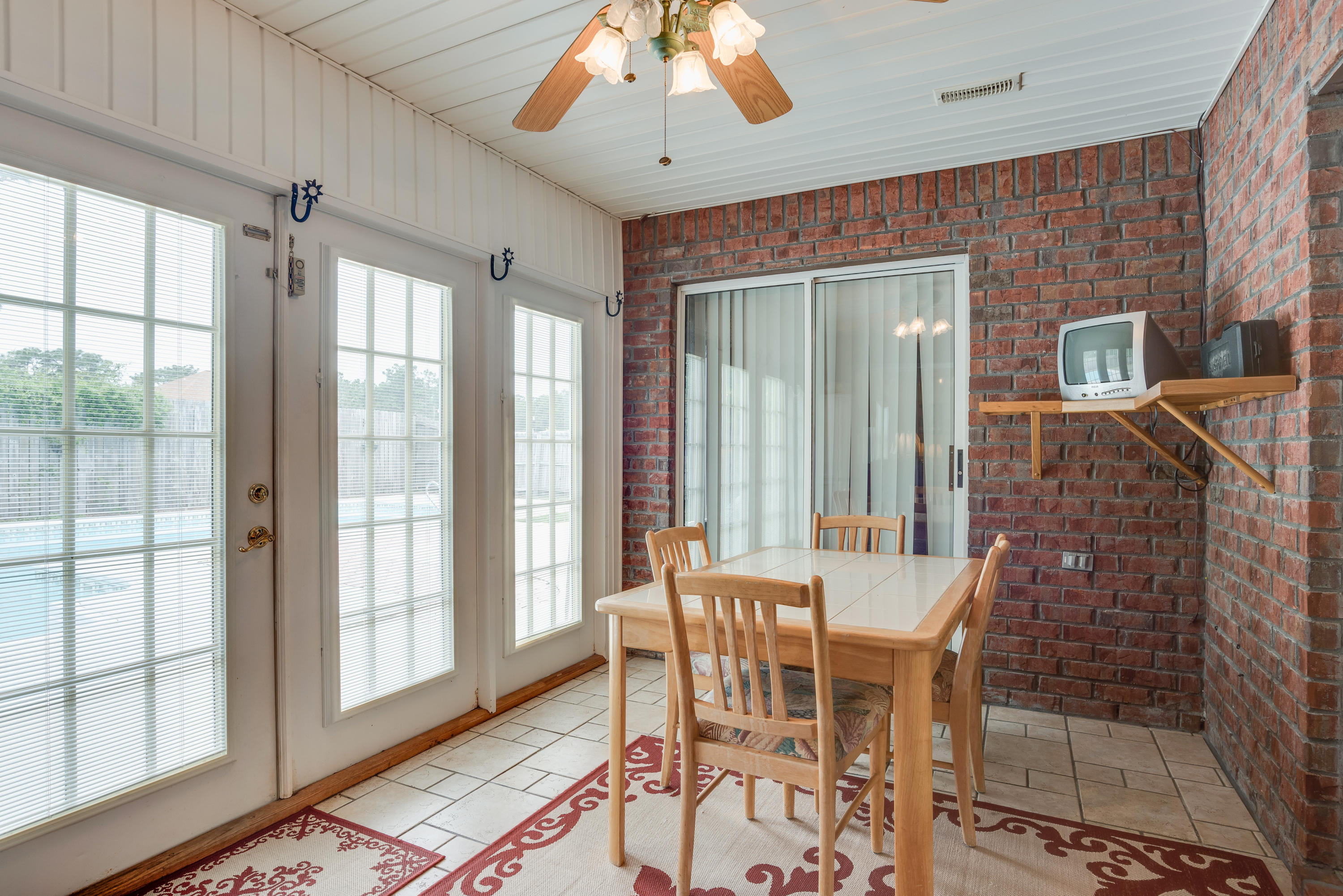 MARION MANOR - Residential