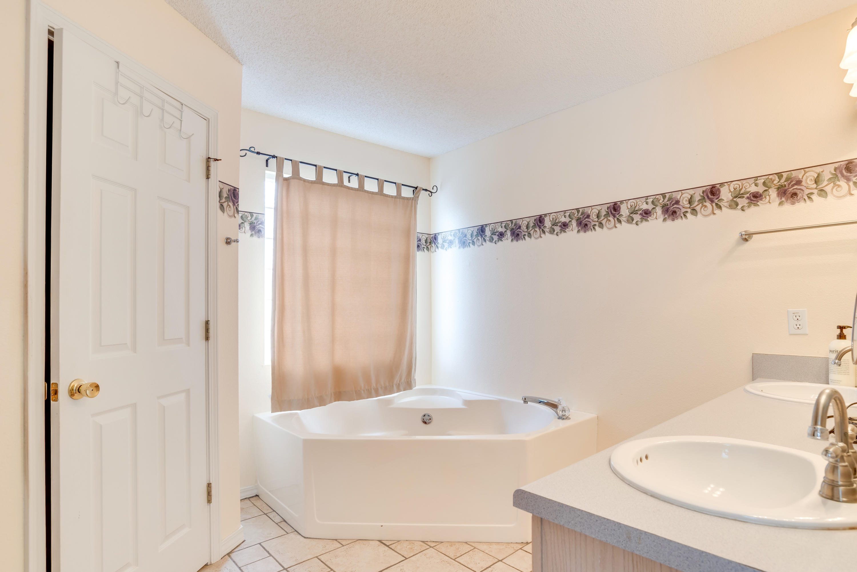 MARION MANOR - Residential