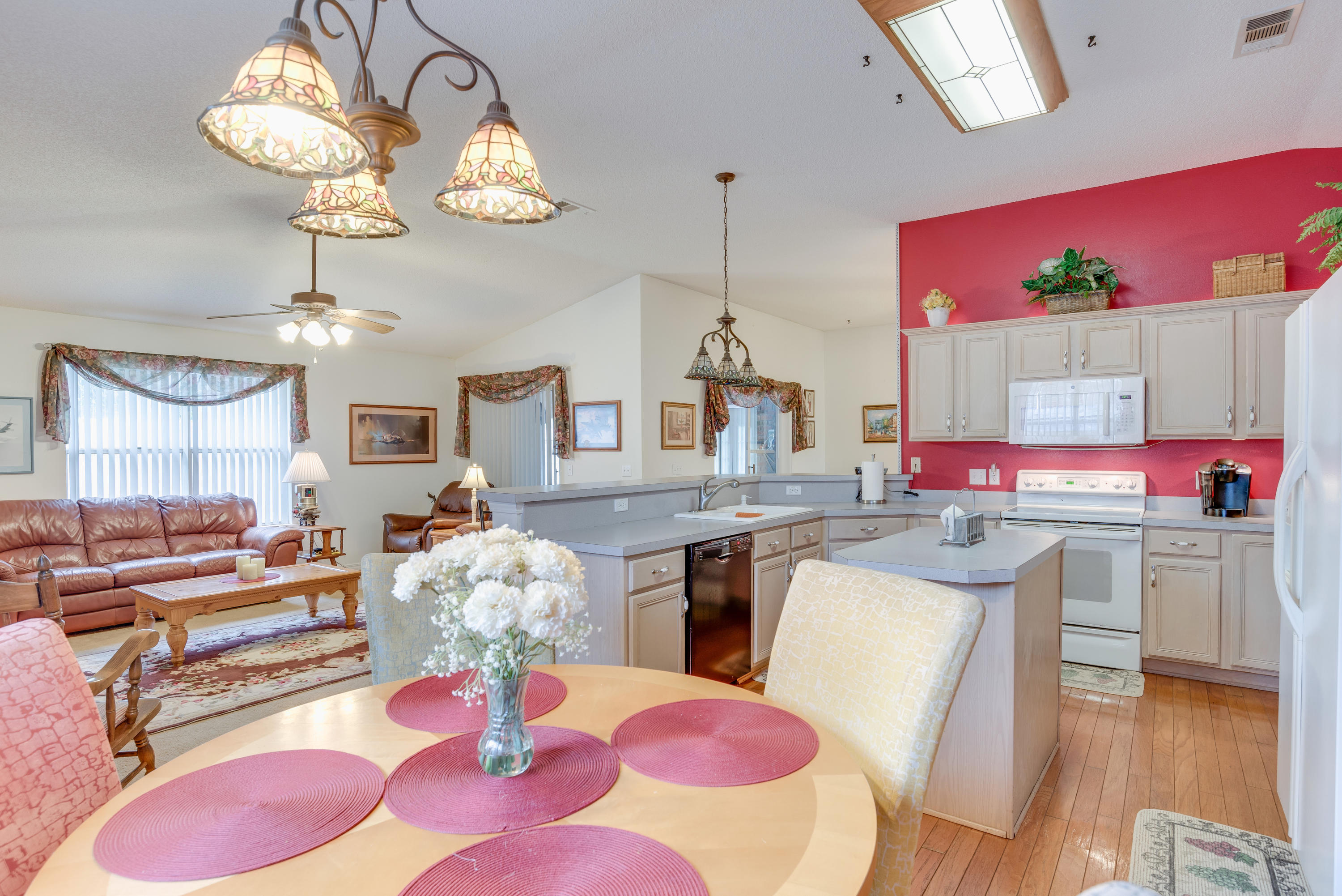 MARION MANOR - Residential