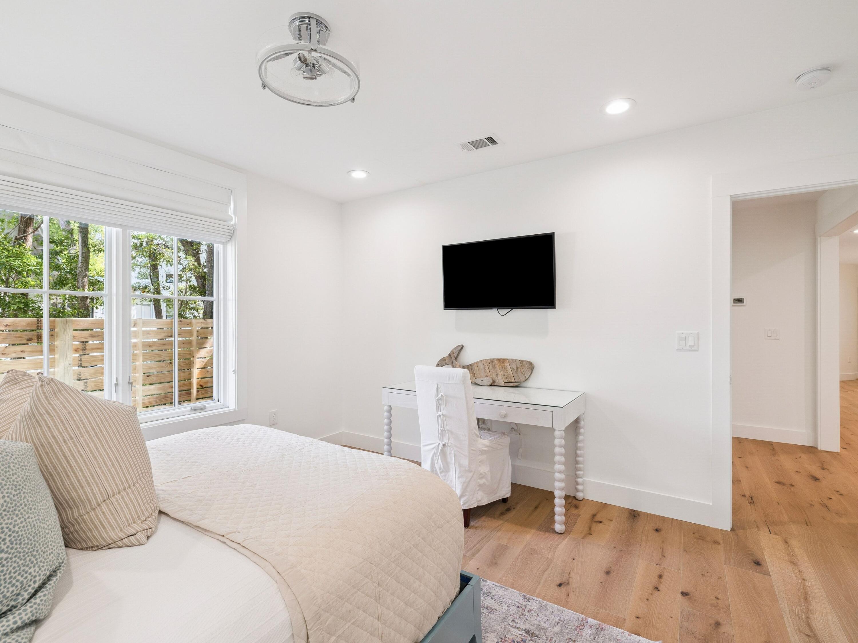 SEAGROVE 5TH ADDN - Residential