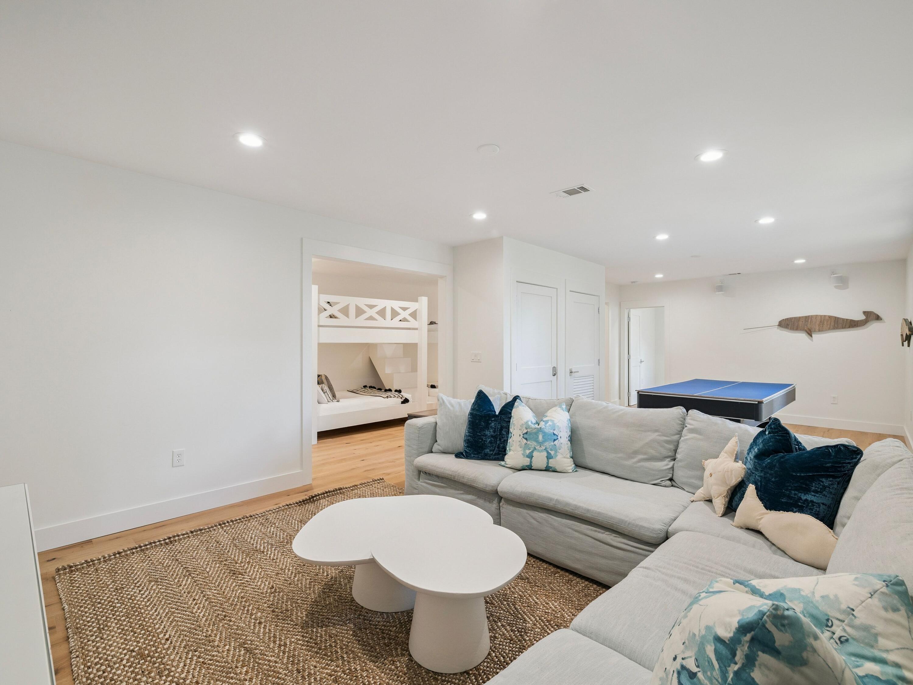 SEAGROVE 5TH ADDN - Residential