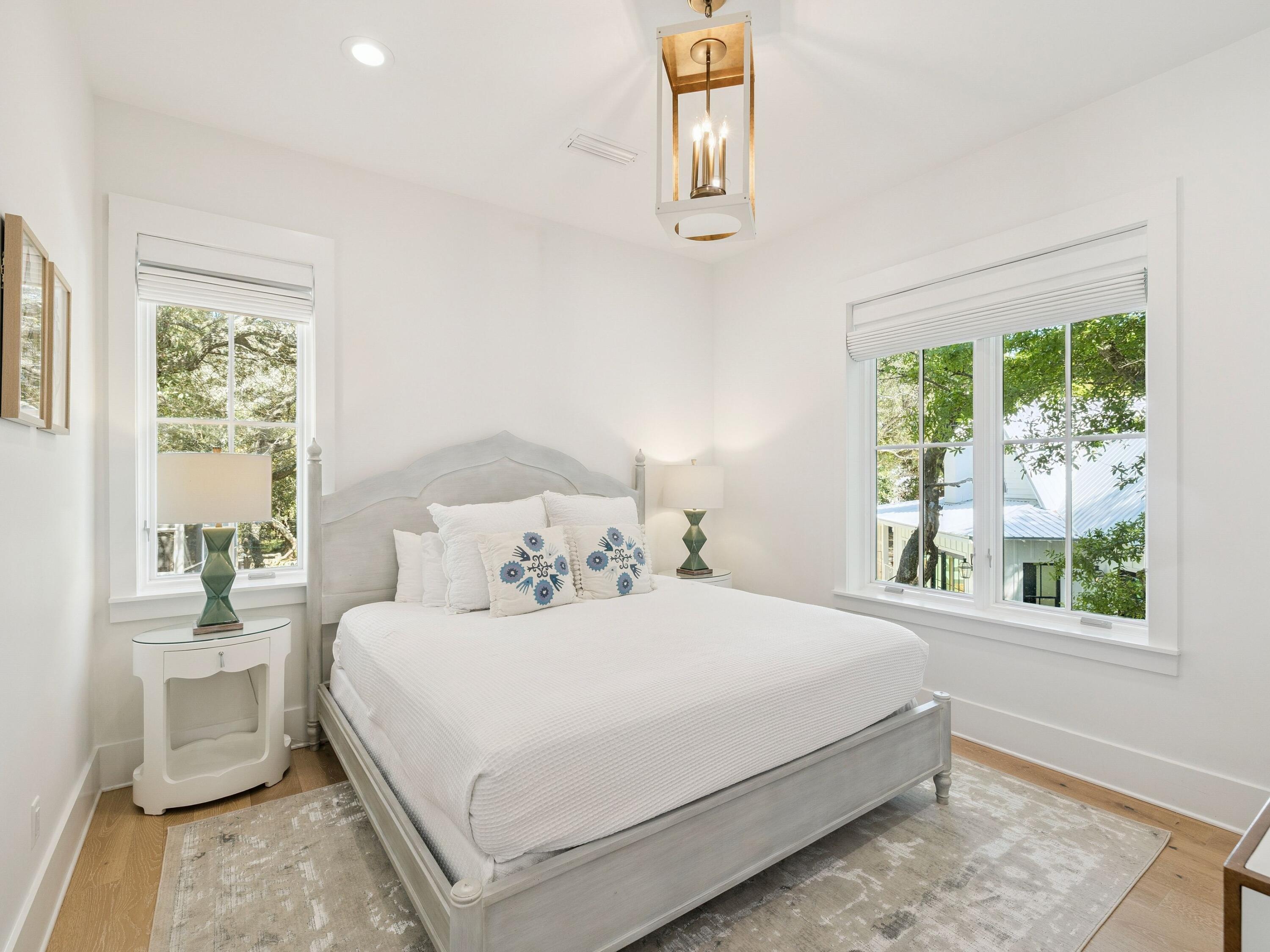 SEAGROVE 5TH ADDN - Residential