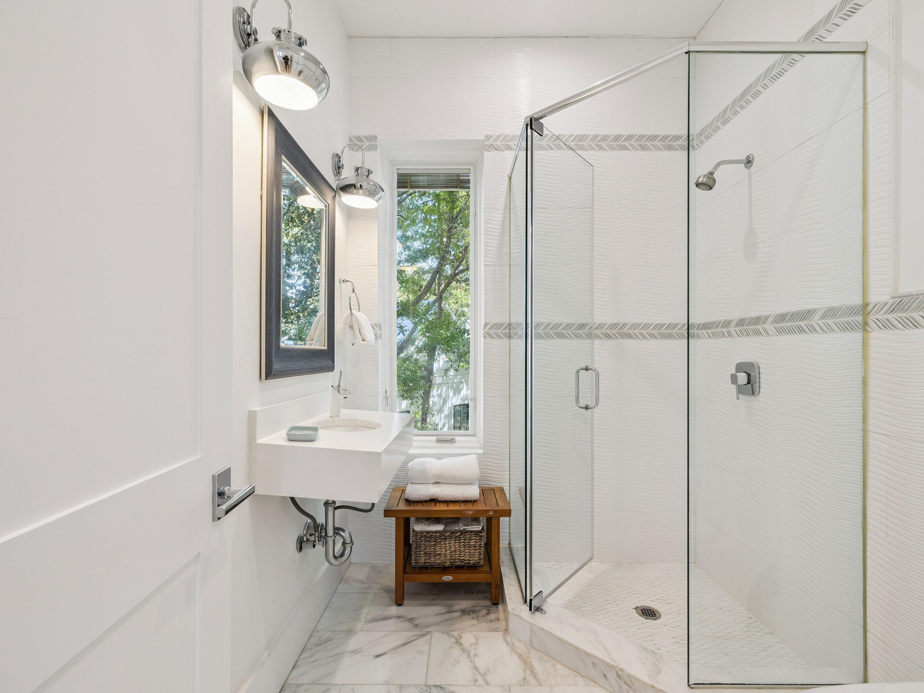 SEAGROVE 5TH ADDN - Residential