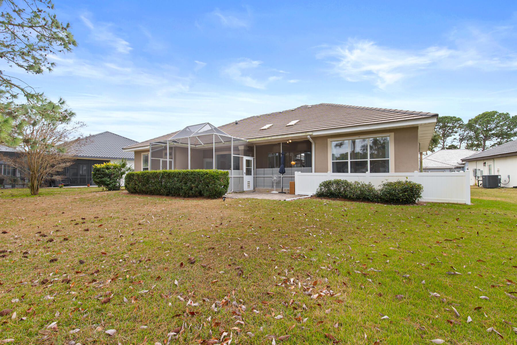 EMERALD BAY PH 1A - Residential