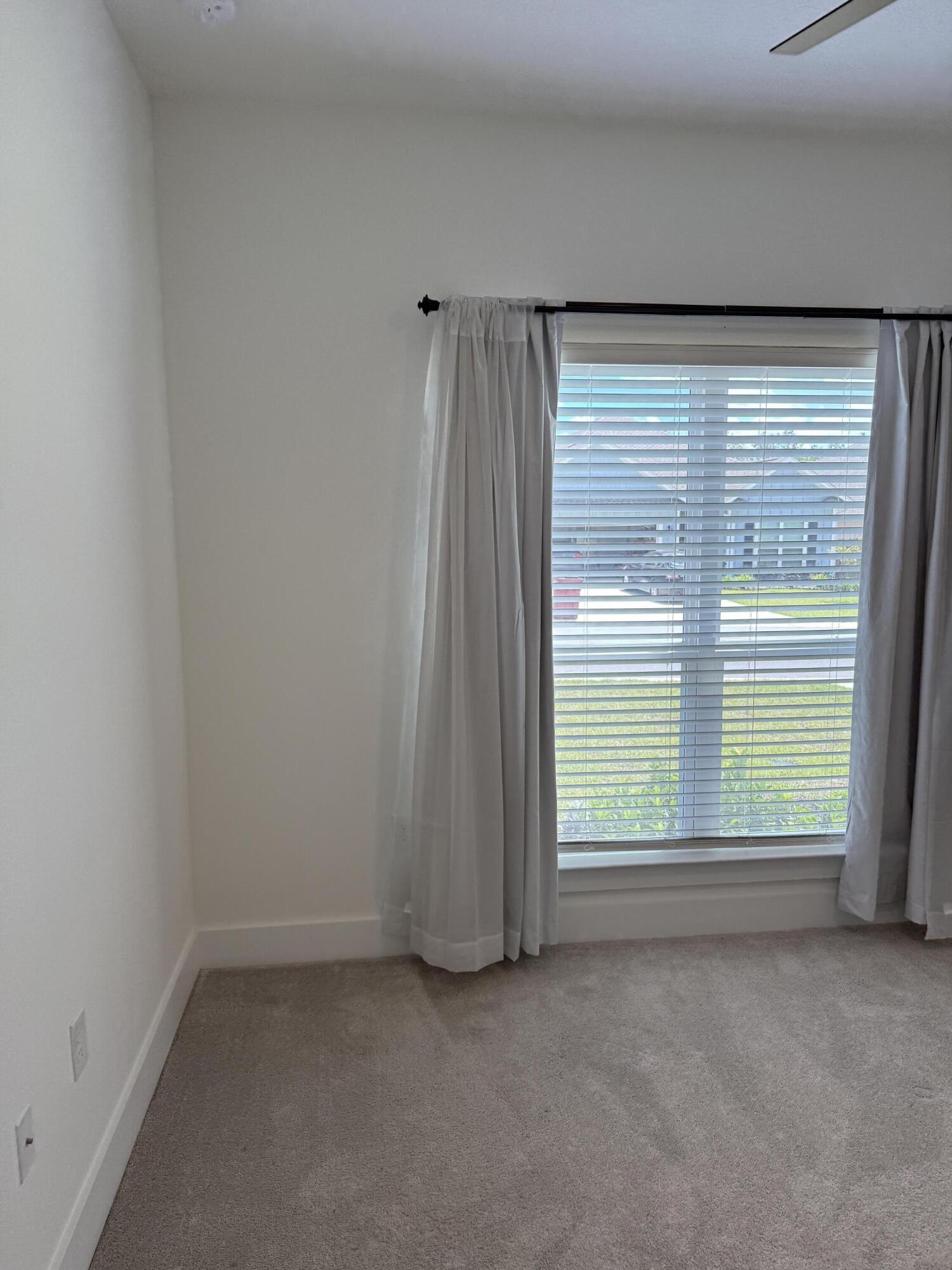 MAGNOLIA CREEK PHASE 1 - Residential Lease