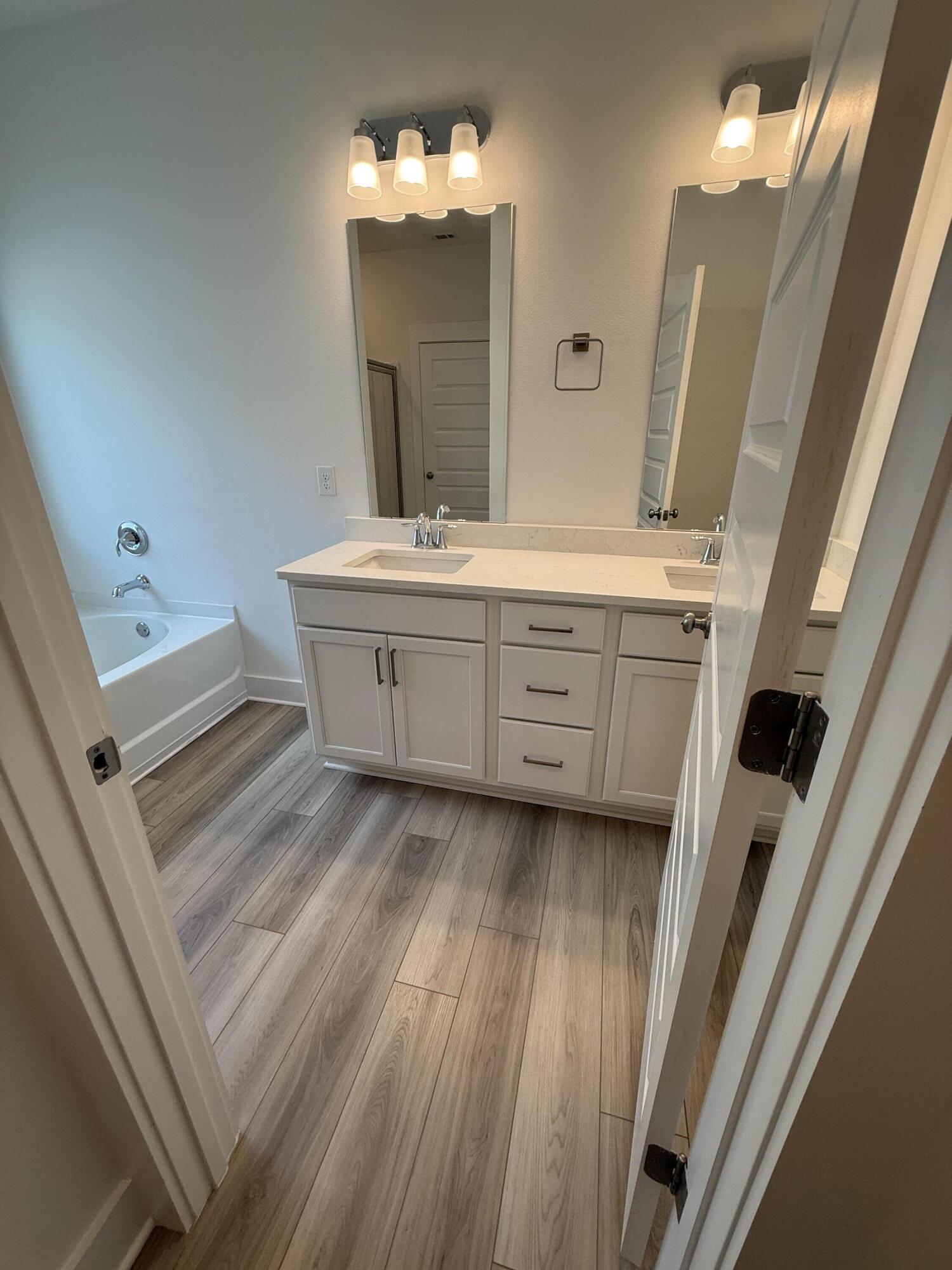 MAGNOLIA CREEK PHASE 1 - Residential Lease