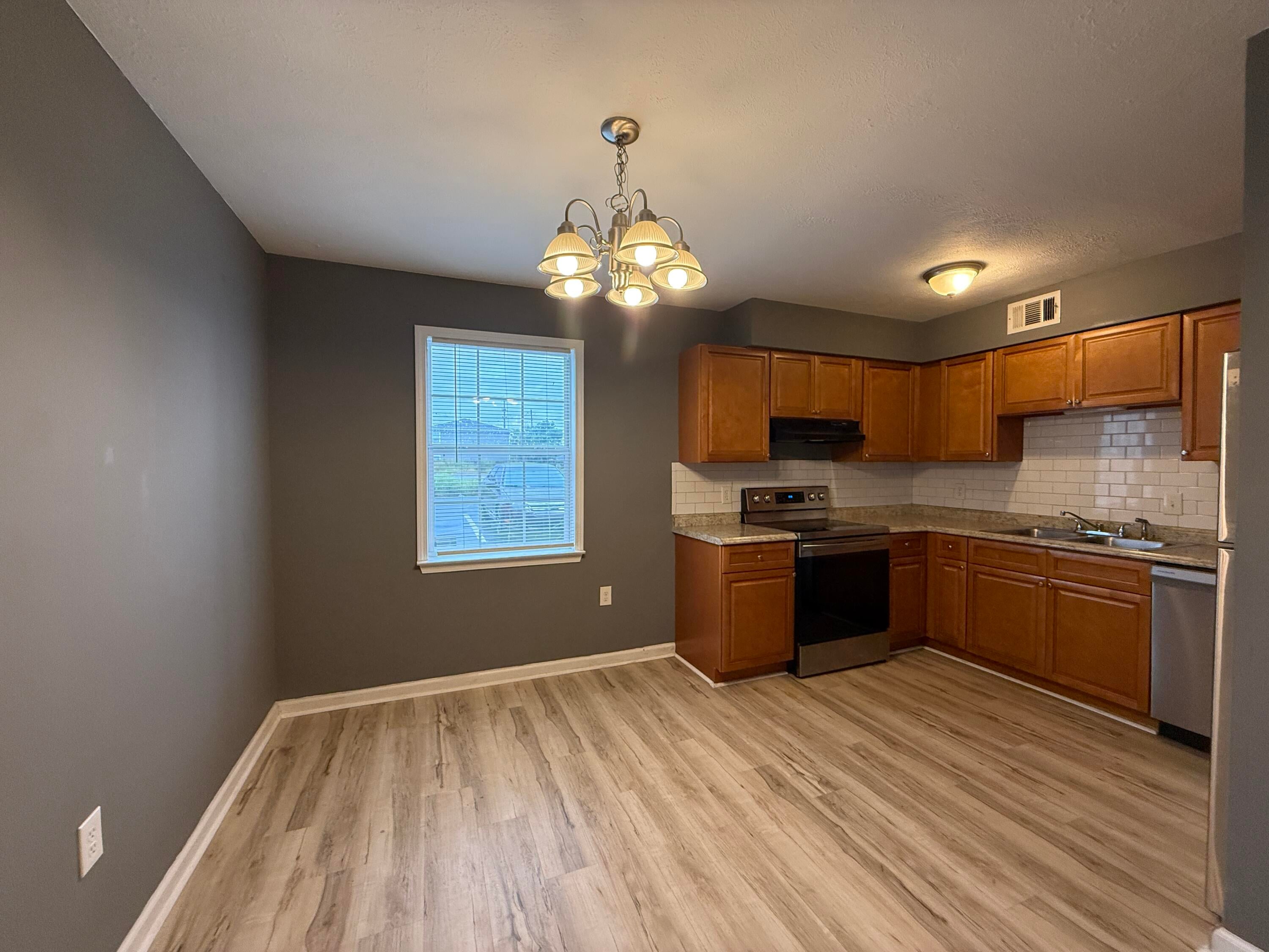 719 S Berthe Avenue #1