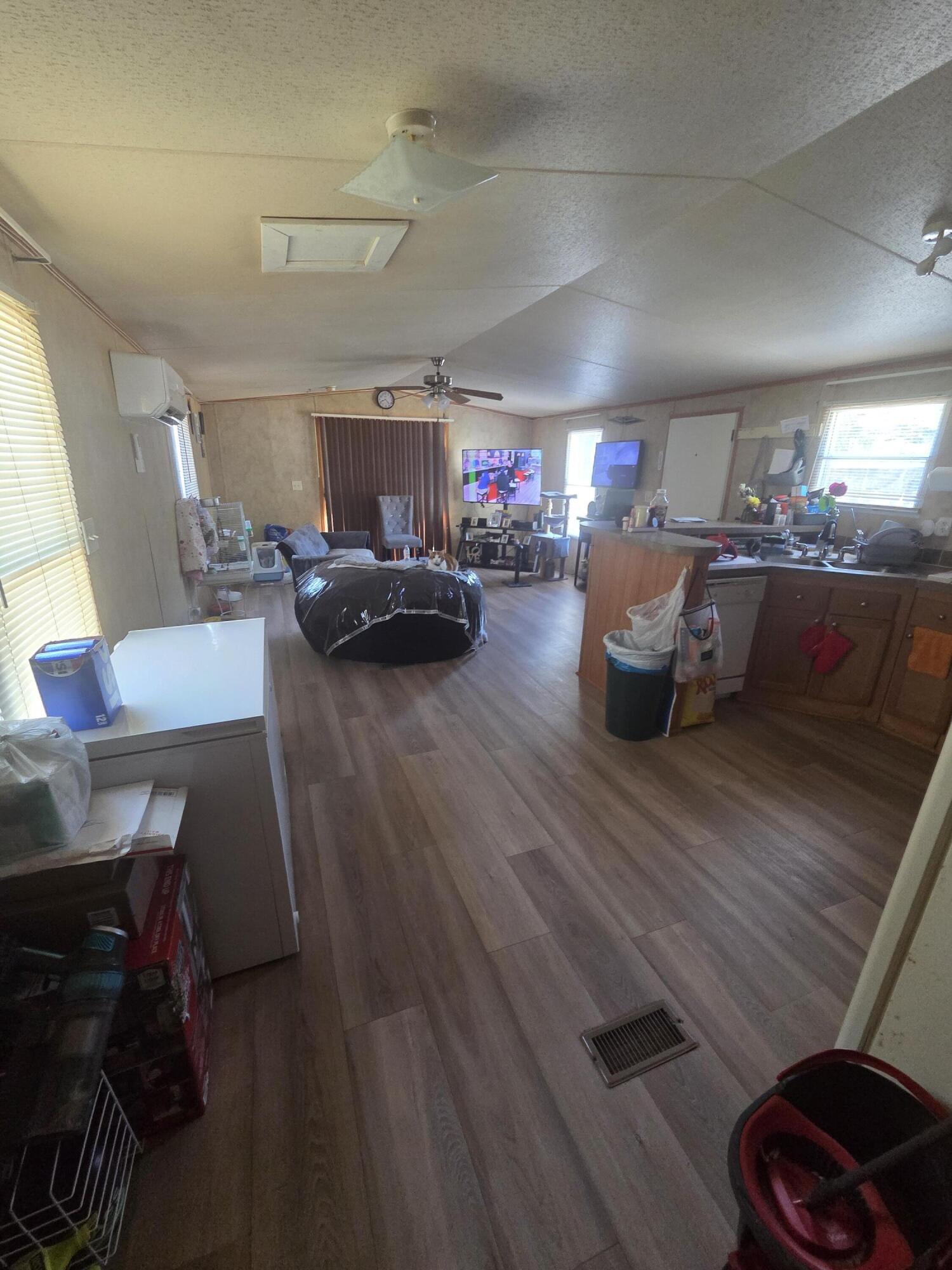 OAKWOOD HILLS UNIT 1 - Residential