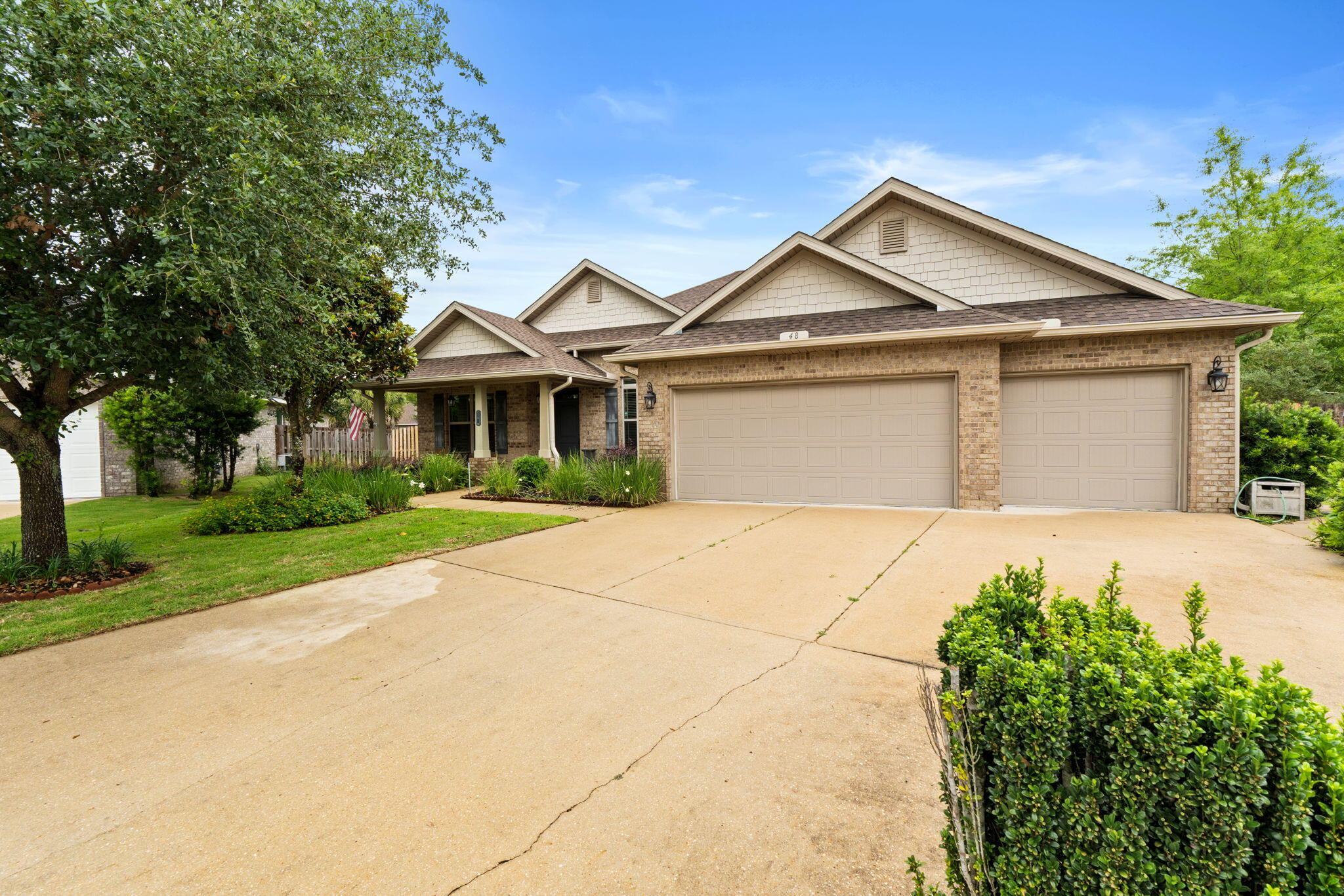 48 Madiera Drive