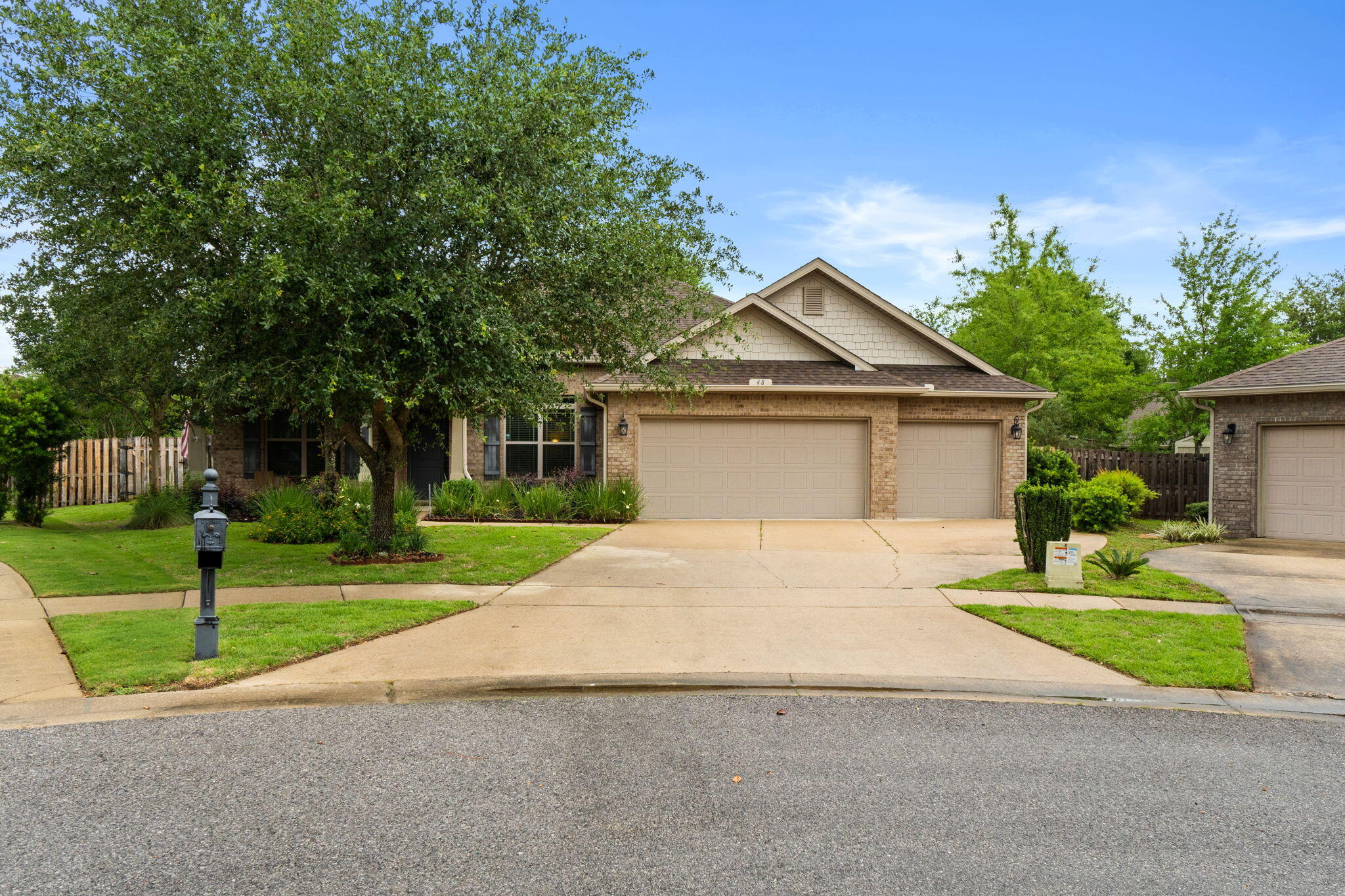 48 Madiera Drive