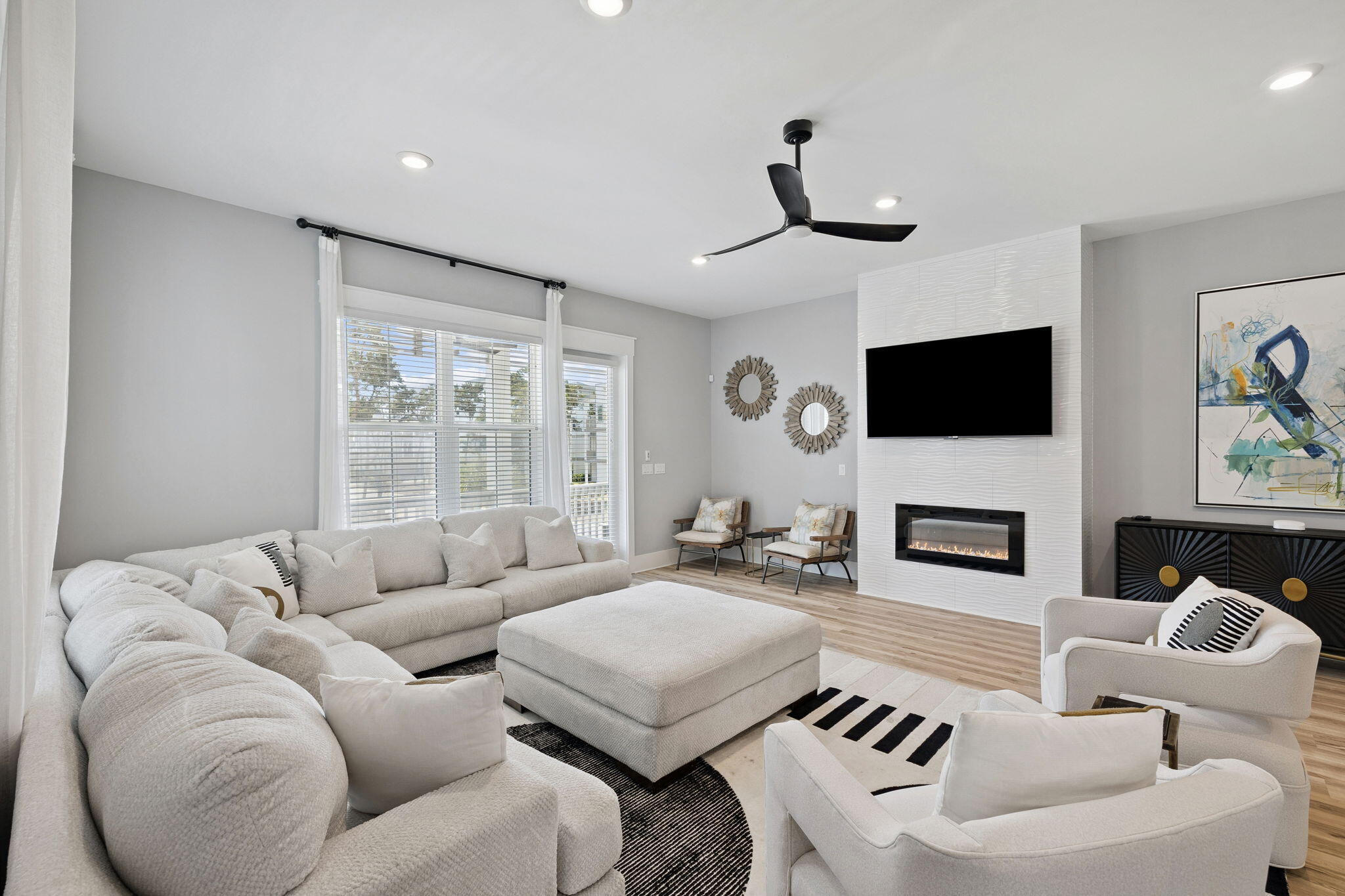 Twin Palms - Residential