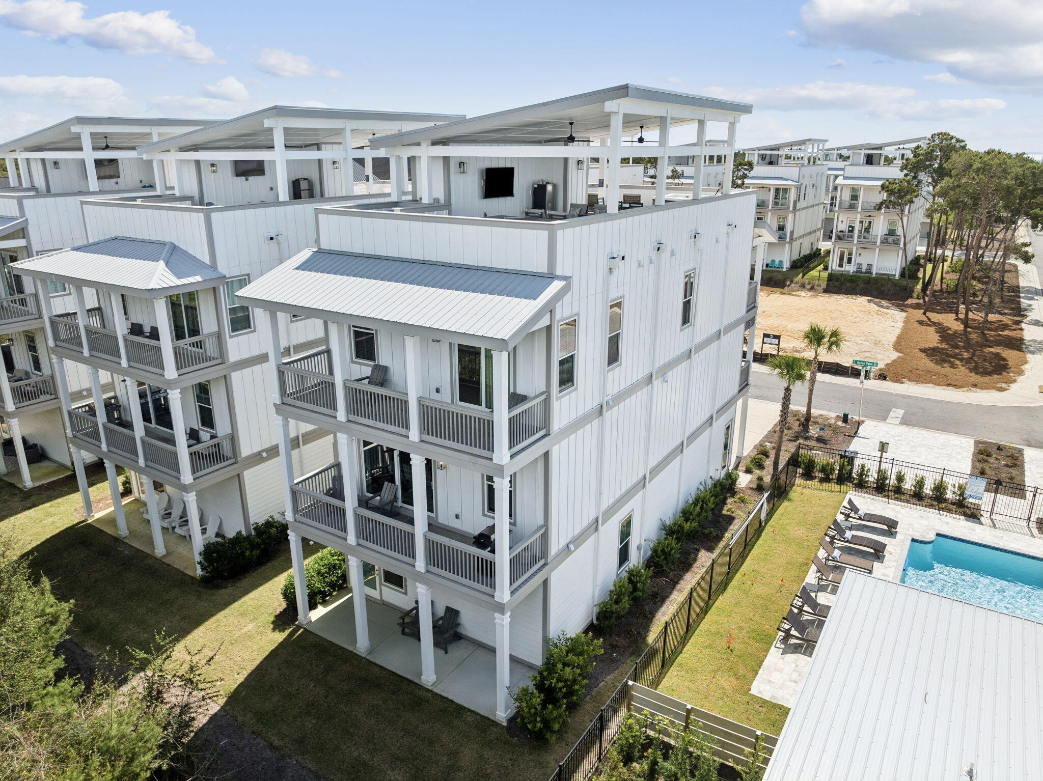 Twin Palms - Residential