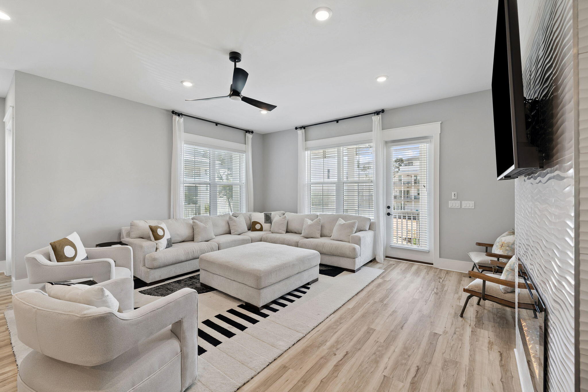 Twin Palms - Residential