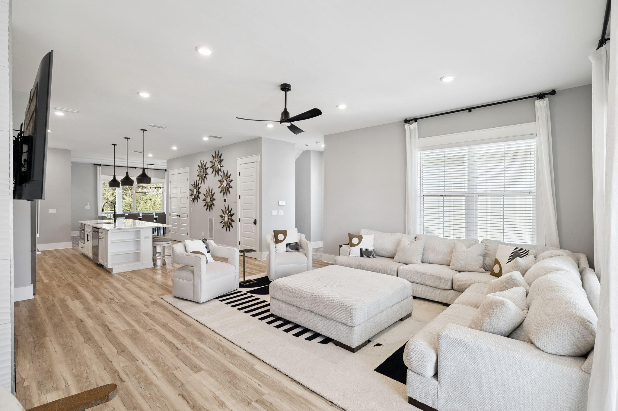 Twin Palms - Residential