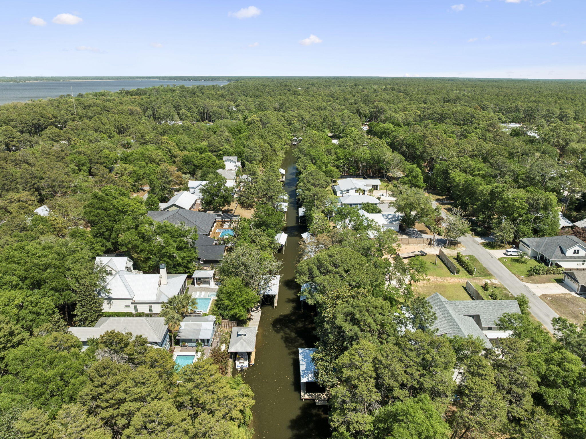 DAUGHETTES AMENDED - Residential