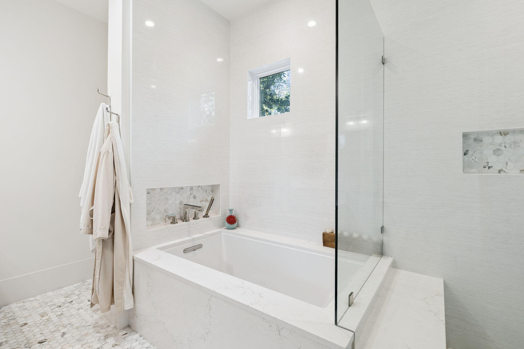 DAUGHETTES AMENDED - Residential