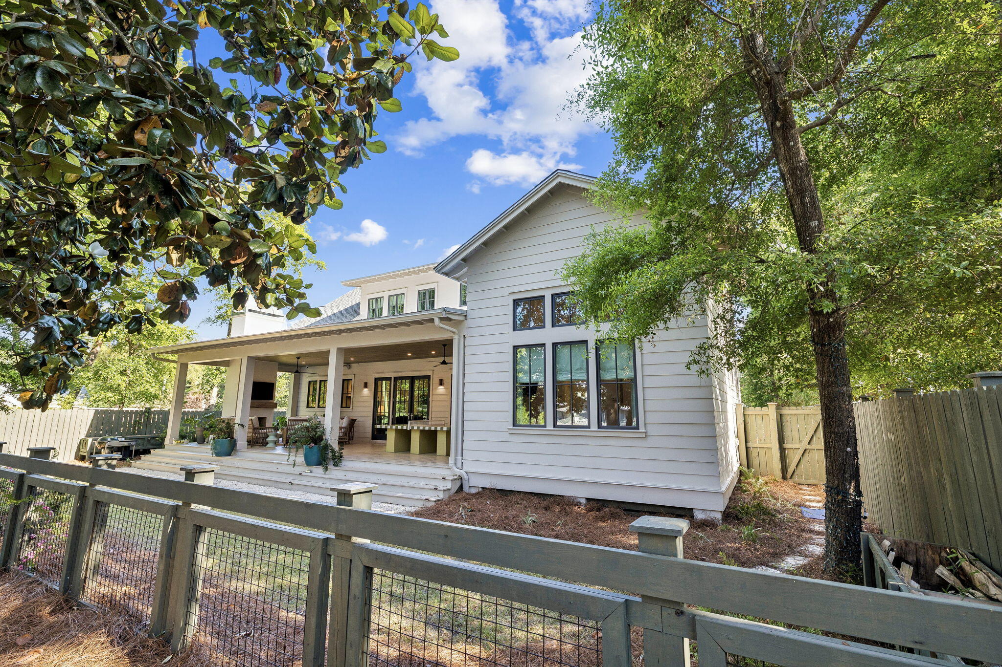 DAUGHETTES AMENDED - Residential