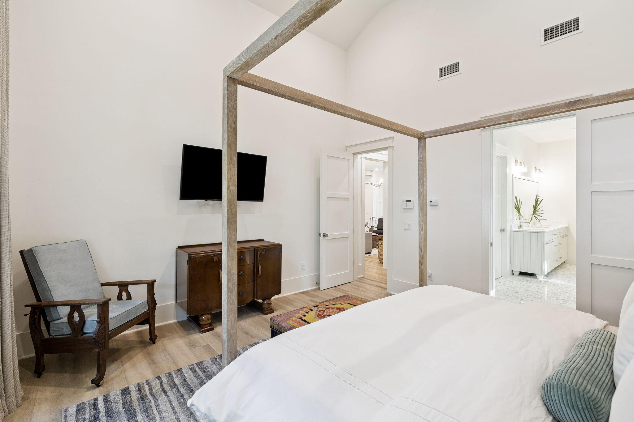 DAUGHETTES AMENDED - Residential