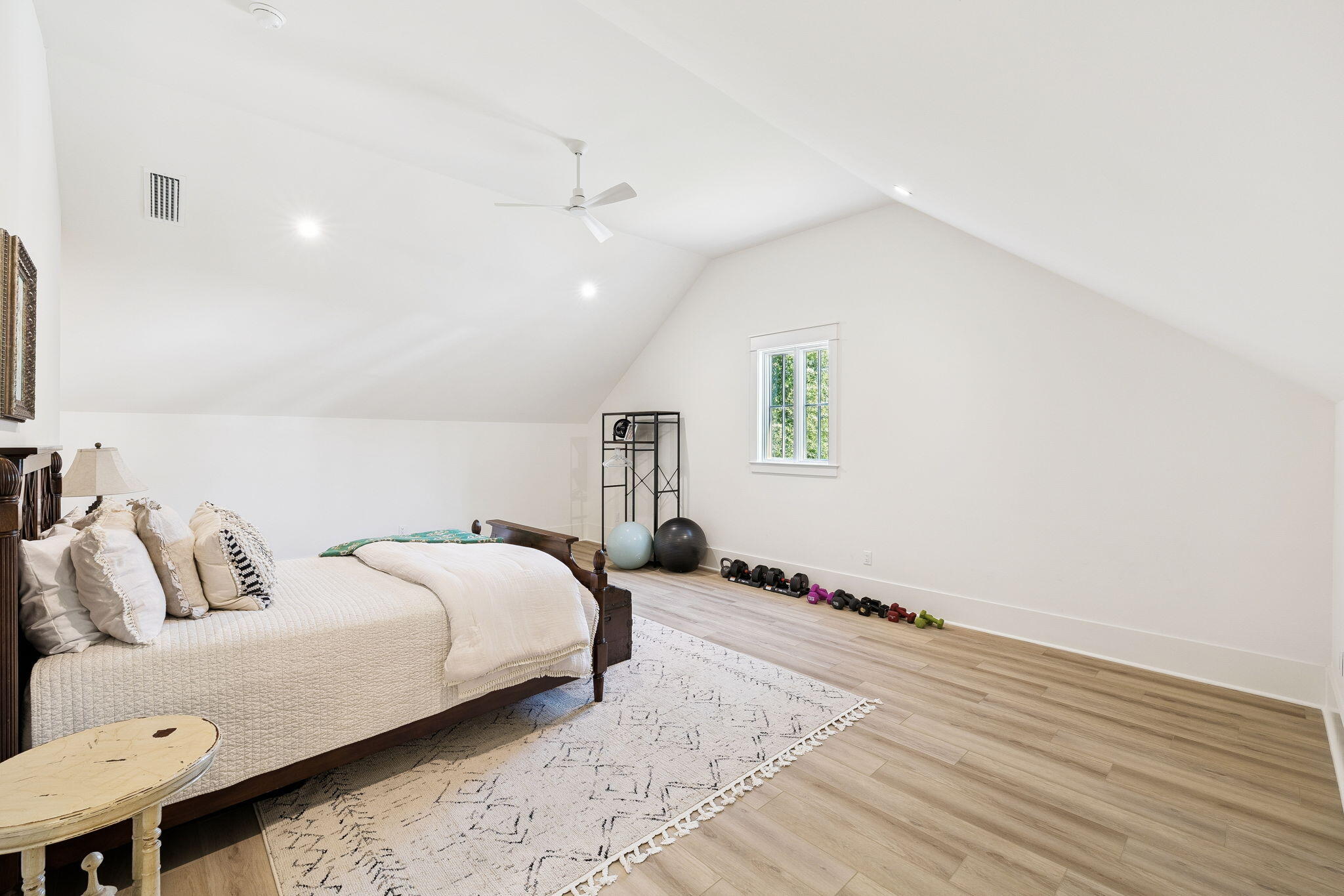 DAUGHETTES AMENDED - Residential