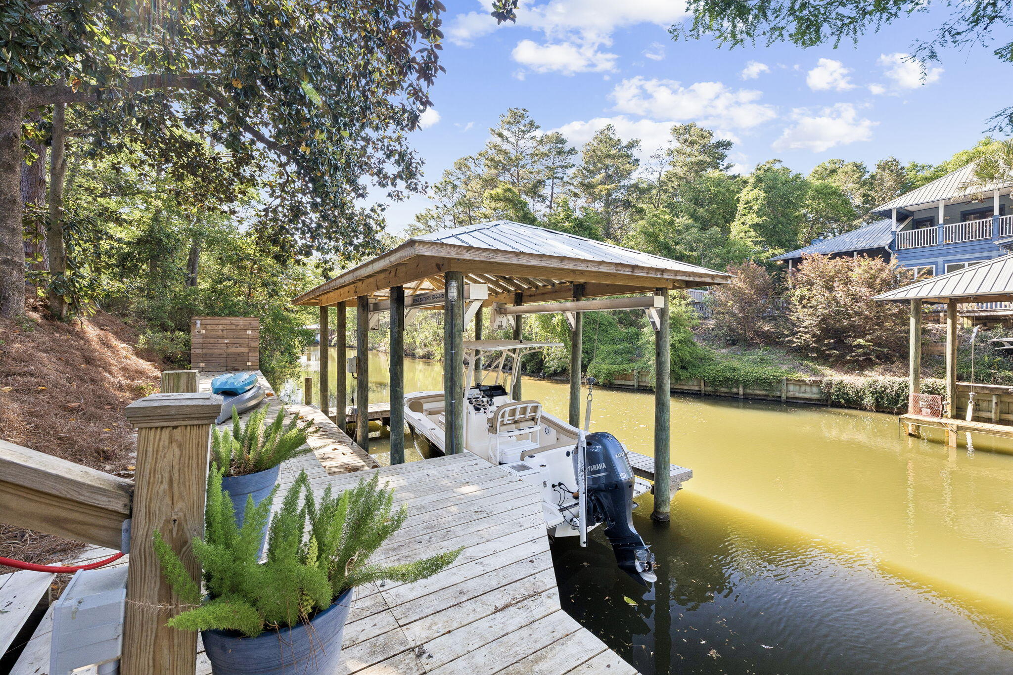 DAUGHETTES AMENDED - Residential