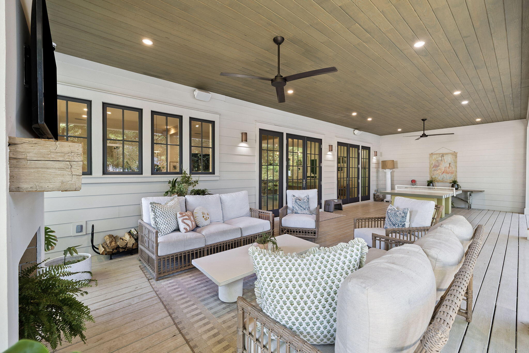 DAUGHETTES AMENDED - Residential