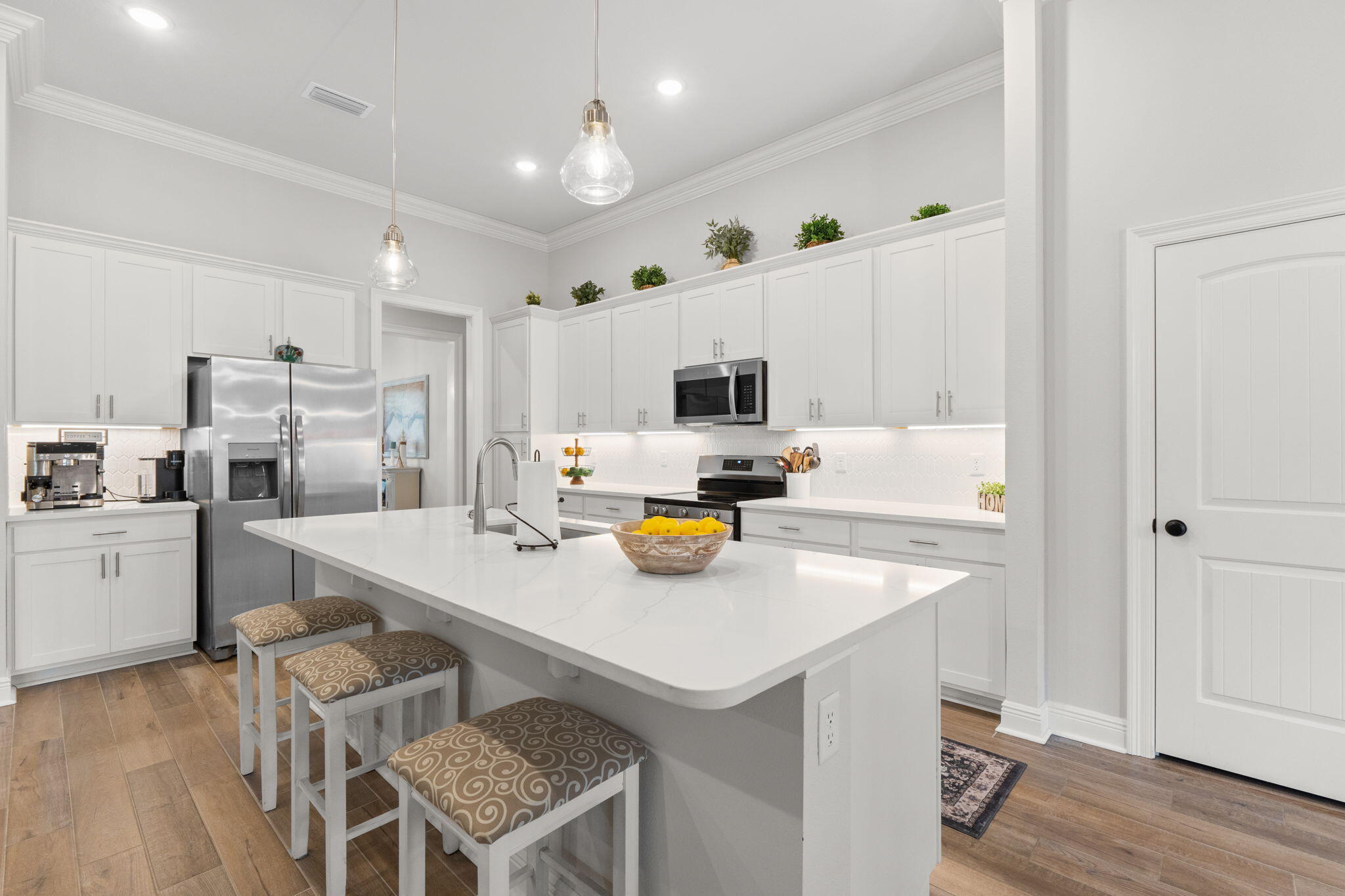 HAMMOCK BAY - LANTERNS - Residential