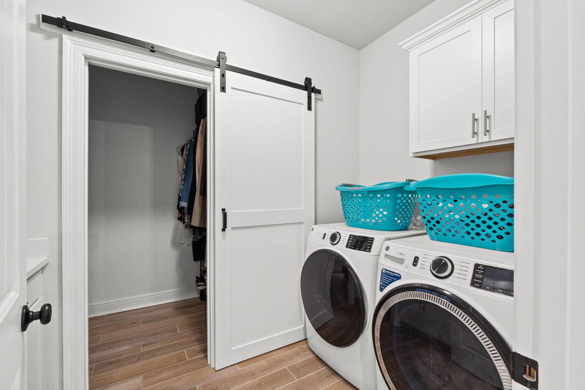 HAMMOCK BAY - LANTERNS - Residential