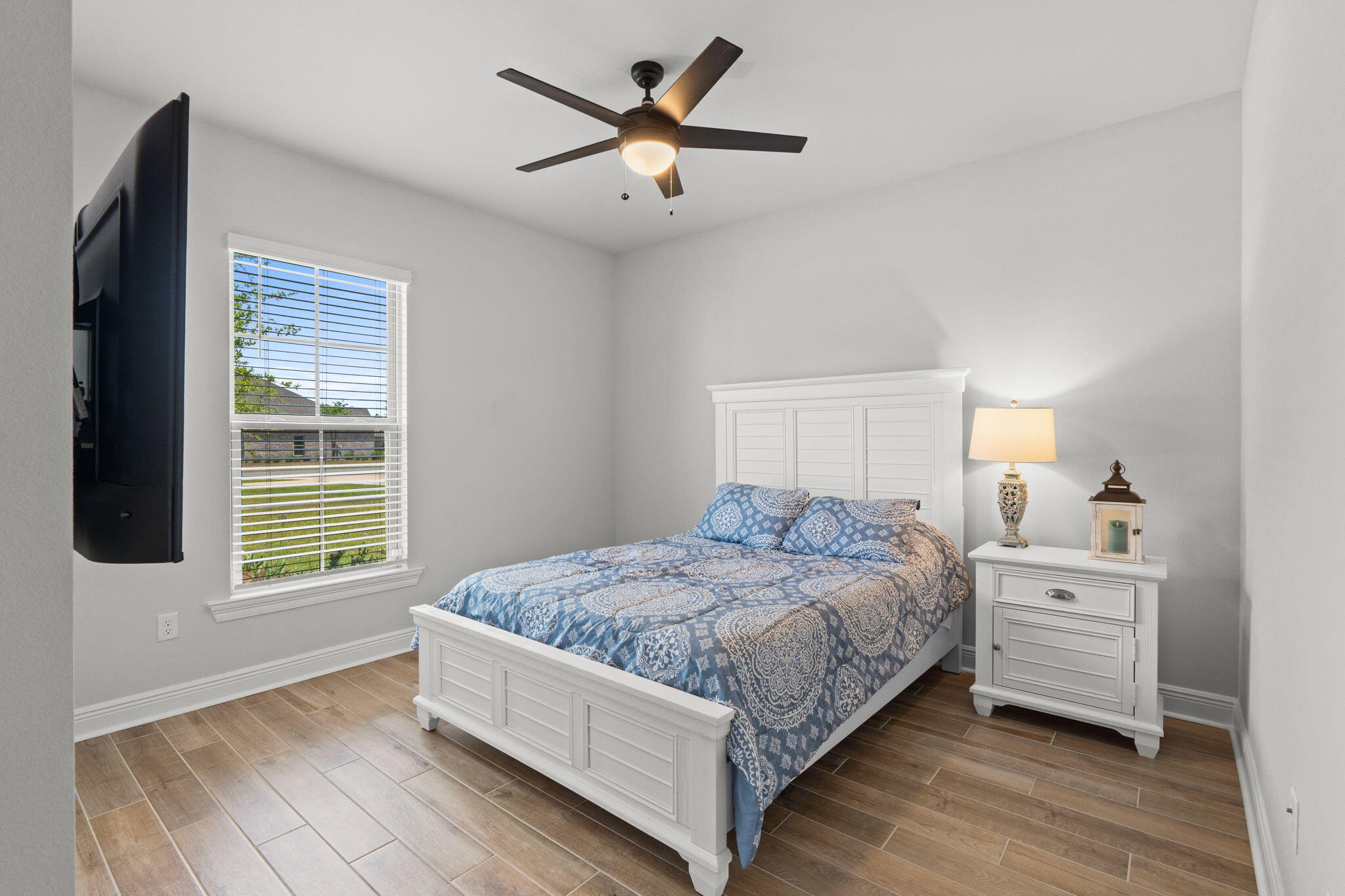 HAMMOCK BAY - LANTERNS - Residential