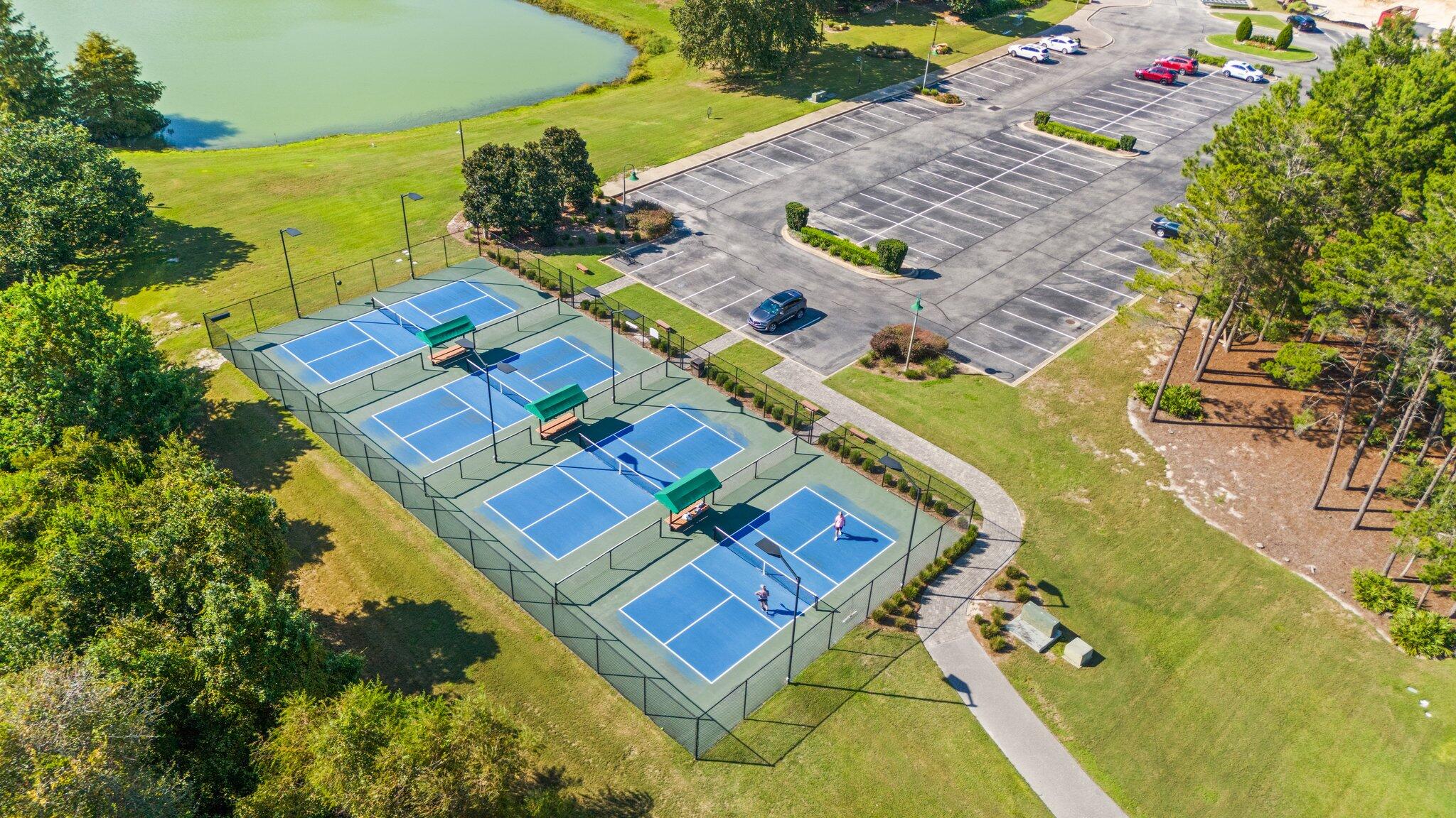 HAMMOCK BAY - LANTERNS - Residential